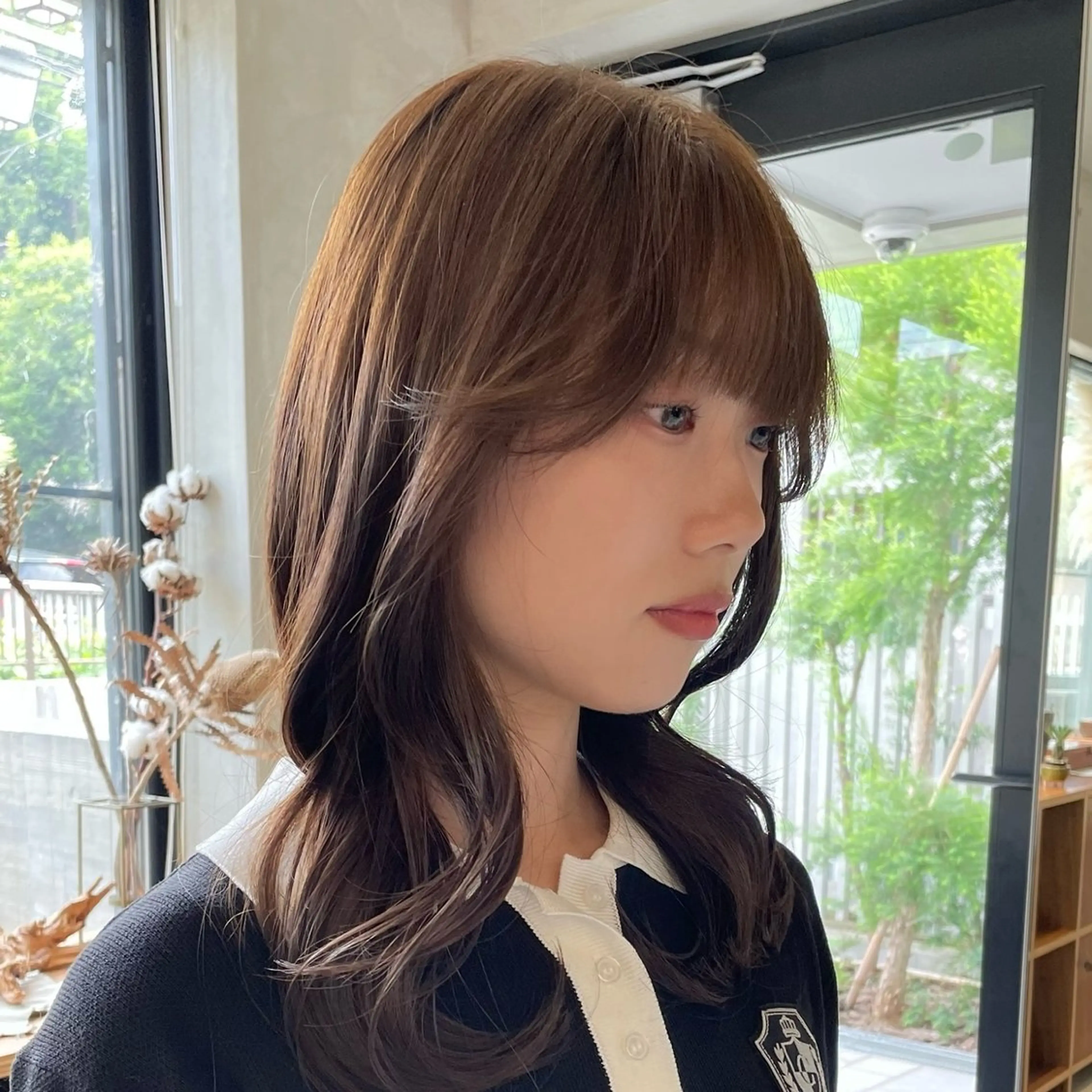 セミロング カラー アッシュ ベージュカラー ブリーチ 透明感カラー ブリーチなしカラー 【メンズ特化】 イマダナツミのヘアスタイル