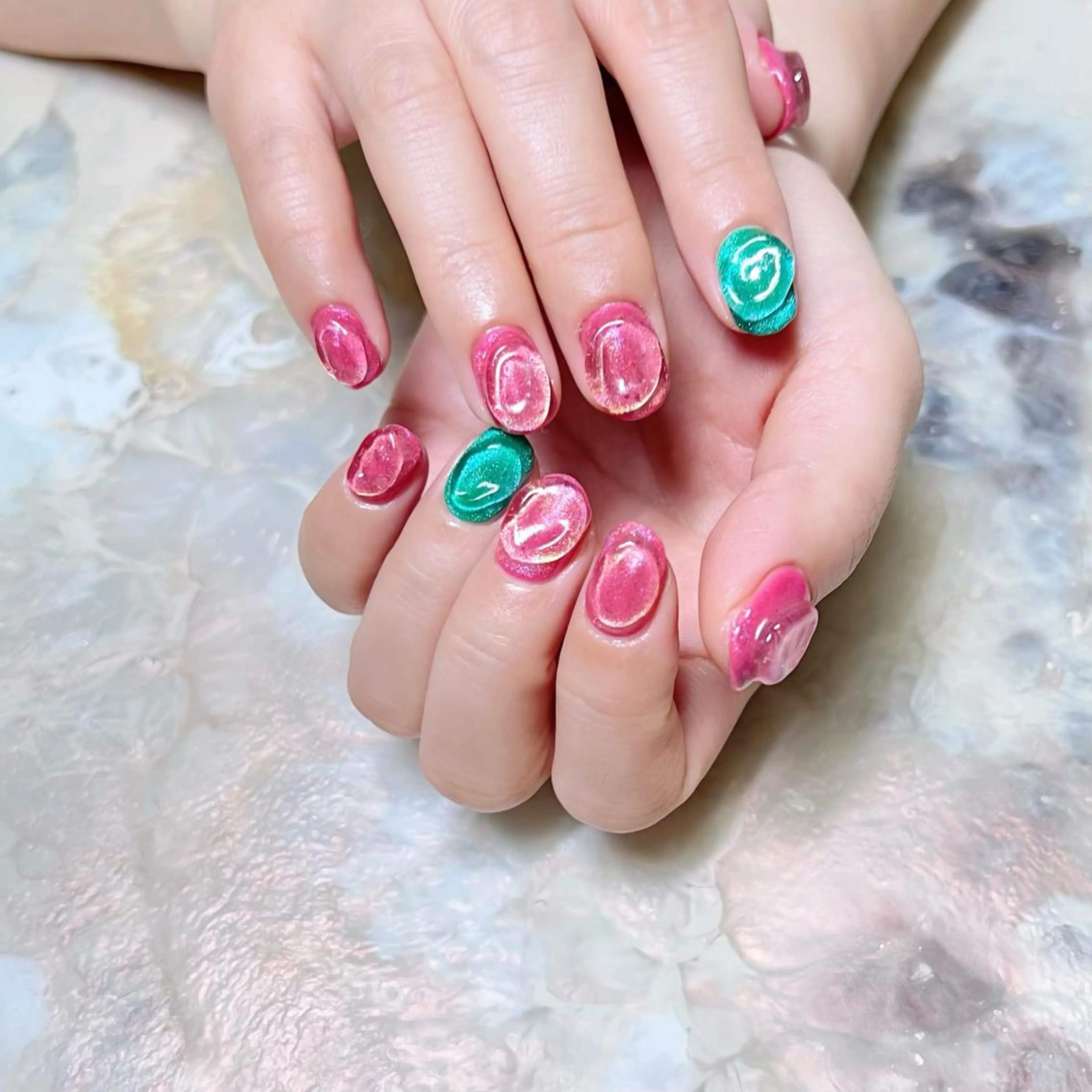 ネイル マグネットネイル ニュアンスネイル ショートネイル gemickle nailのネイルデザイン