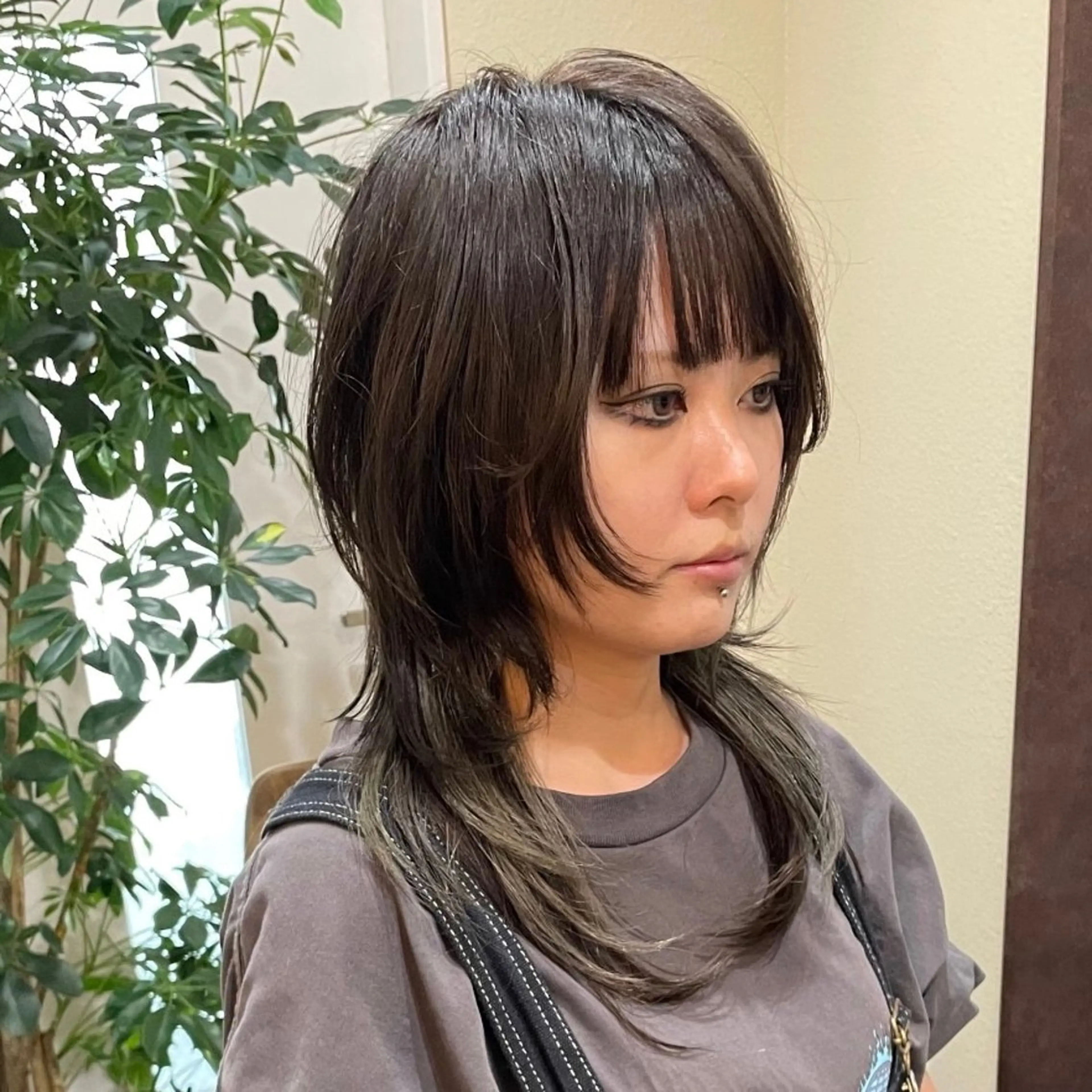 セミロング ウルフカット ハイトーン/ ウルフ/suzuhaのヘアスタイル