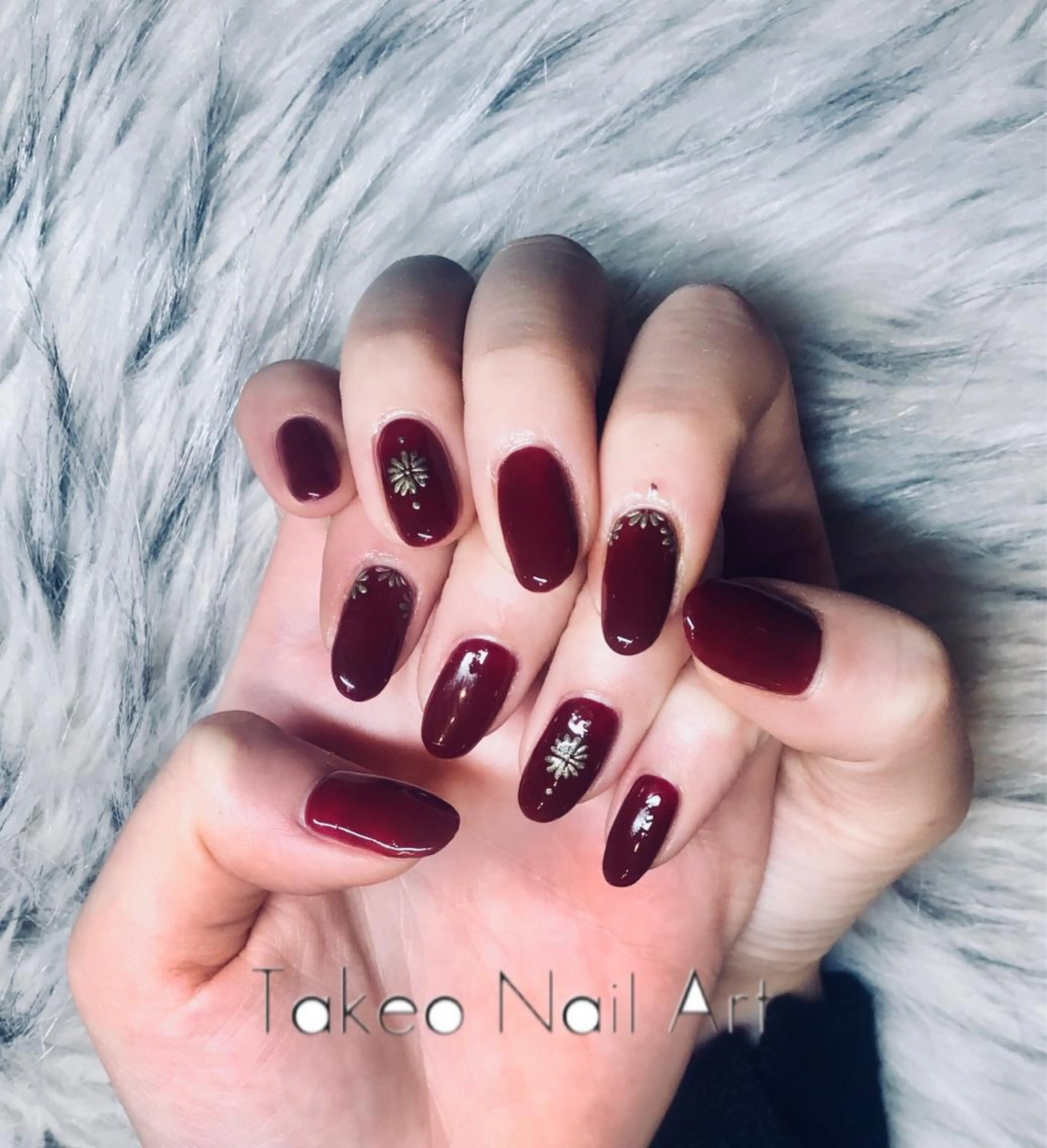 ミディアム ネイル アートネイル ボルドー nail&eye Aoのマツエク・マツパデザイン