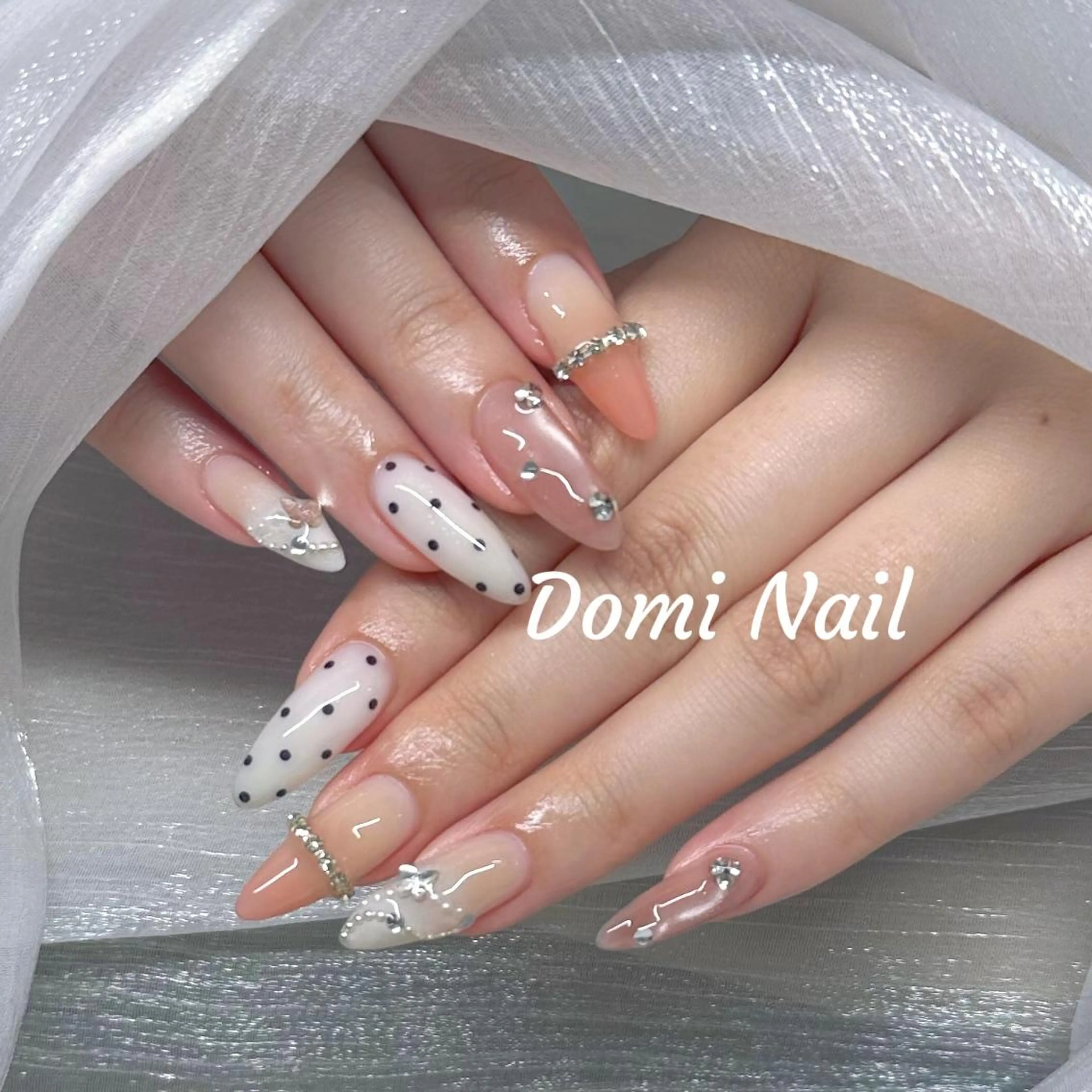ネイル 持ち込み ネイルチップ 渋谷 Domi Nailのネイルデザイン