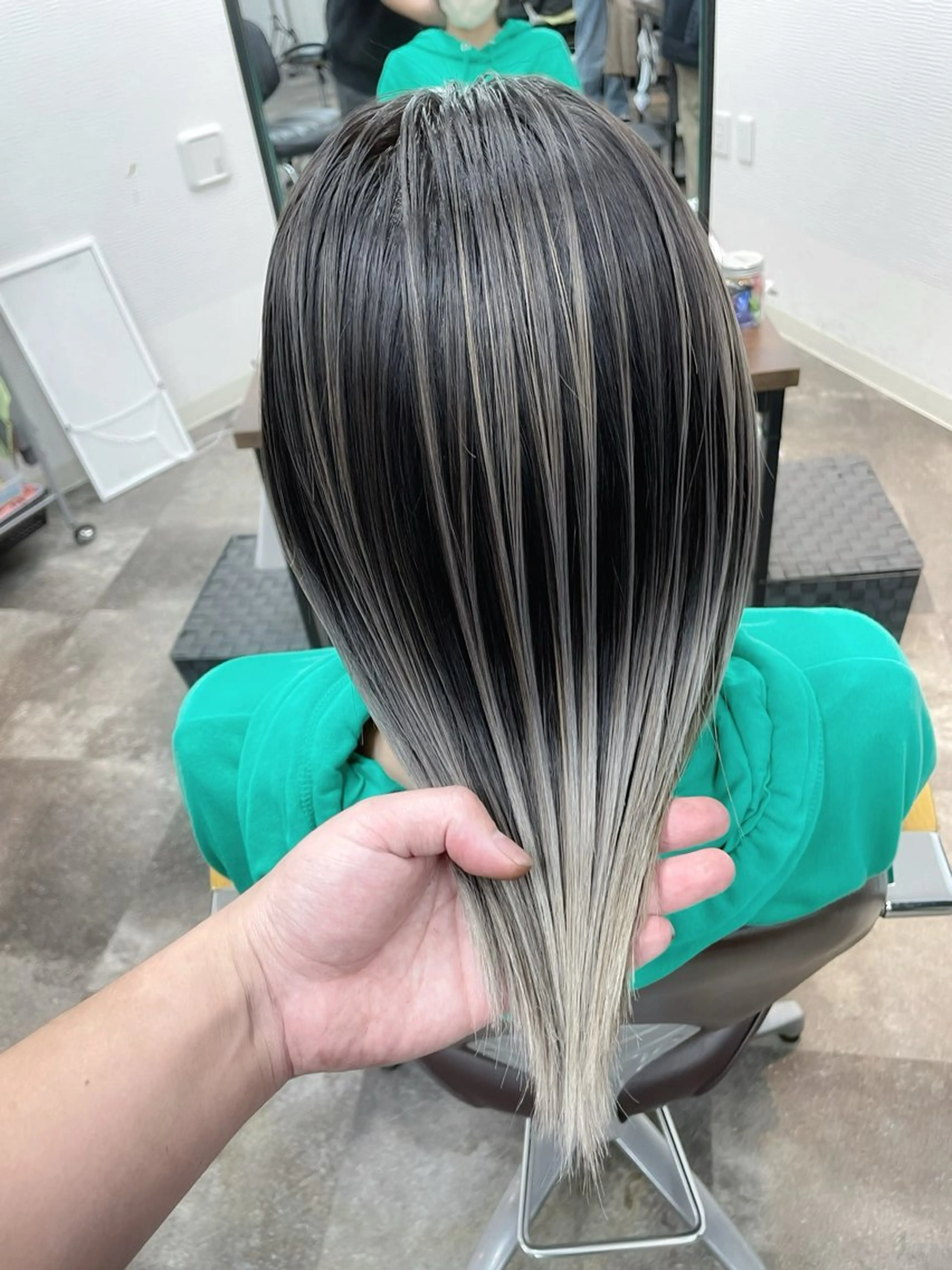 セミロング レイヤーカット カット ヘアカラー トリートメント LOCO/ Koukiのヘアスタイル