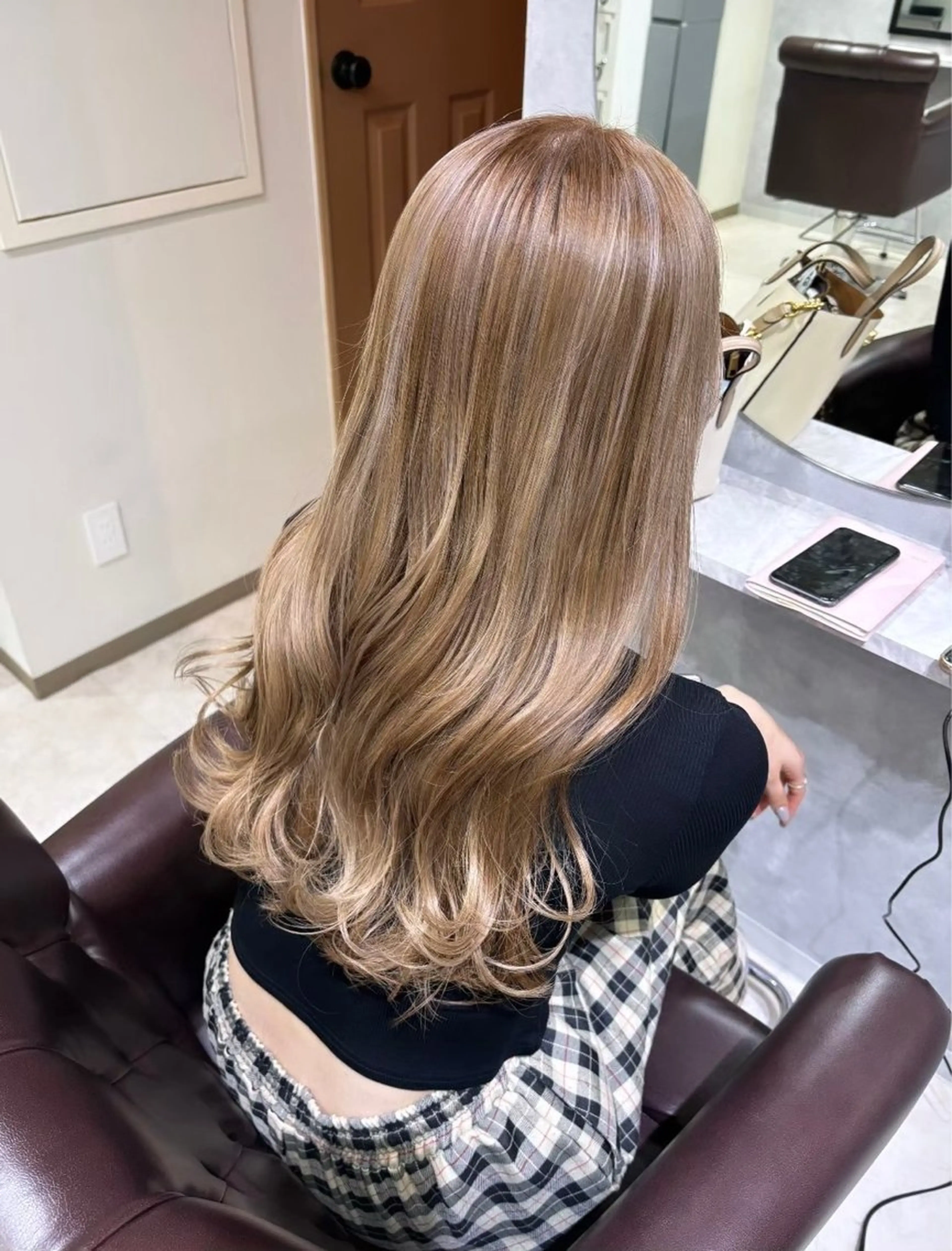 ロング 池袋/カラー特化🎨 ロング料金なし🩵のヘアスタイル