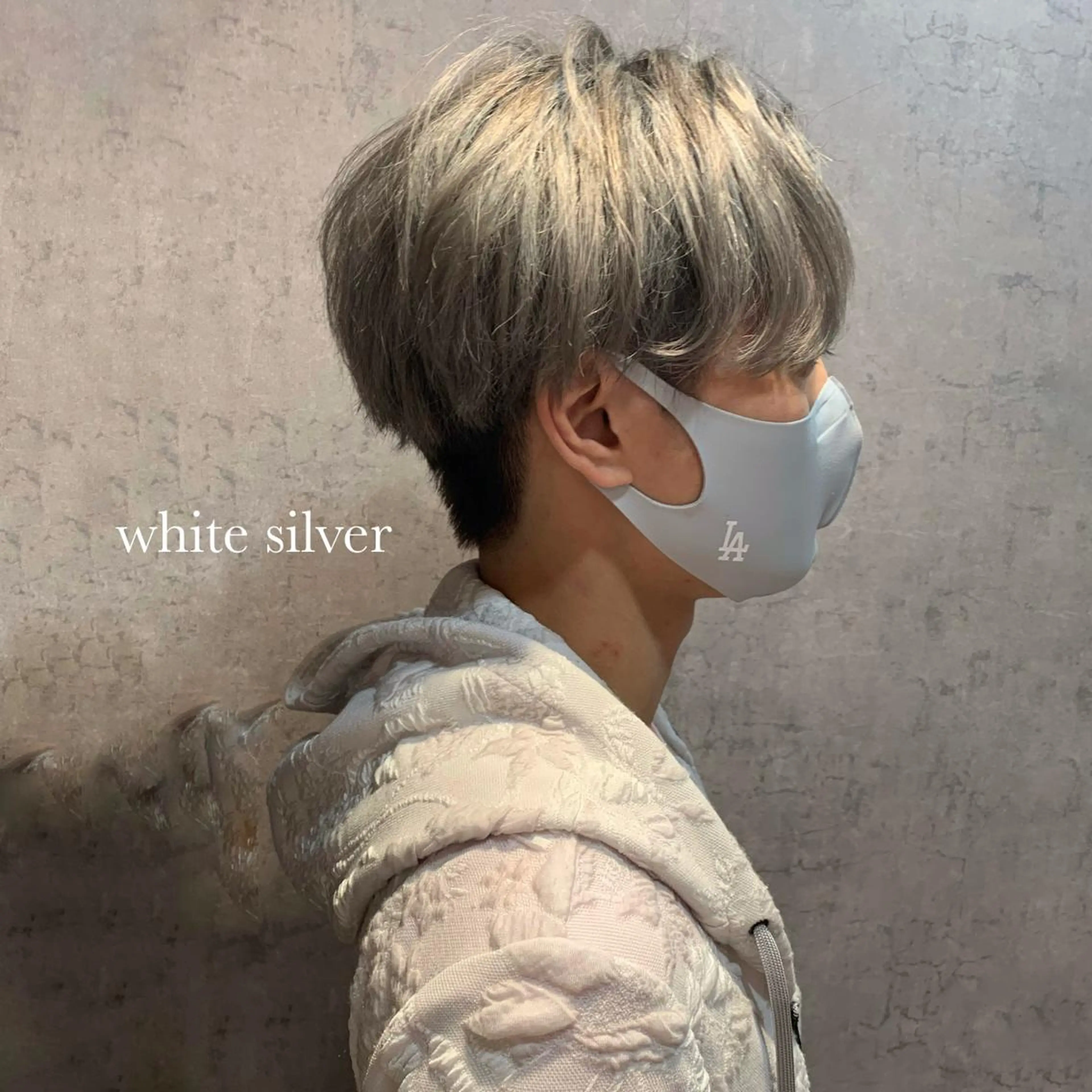 ショート カラー メンズ メンズハイトーン ハイトーンカラー シルバー 💁‍♂️メンズカッ トパーマ💈大田涼華のヘアスタイル