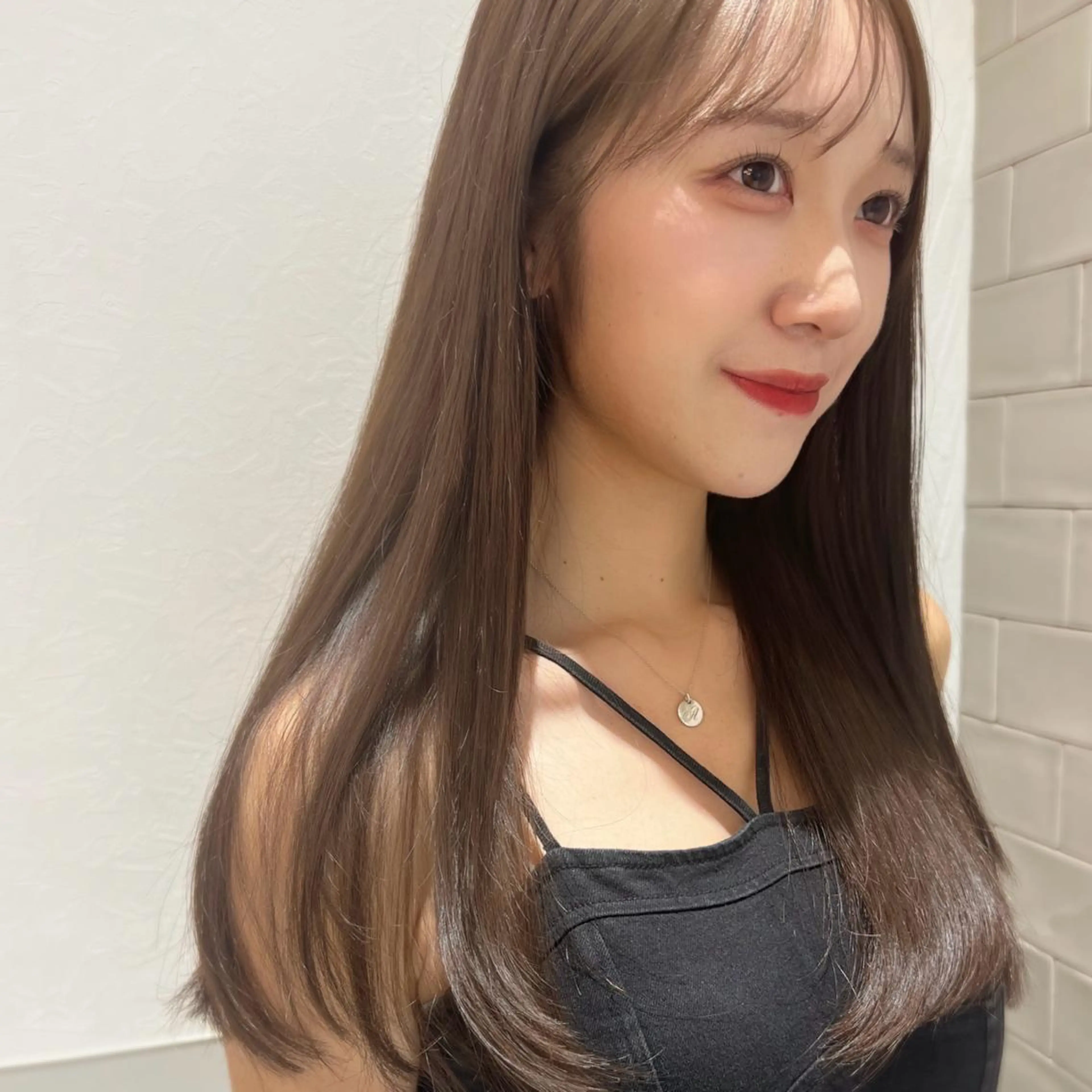 ロング ロング ヘアカラー トリートメント 韓国モテhair🍑 momoのヘアスタイル