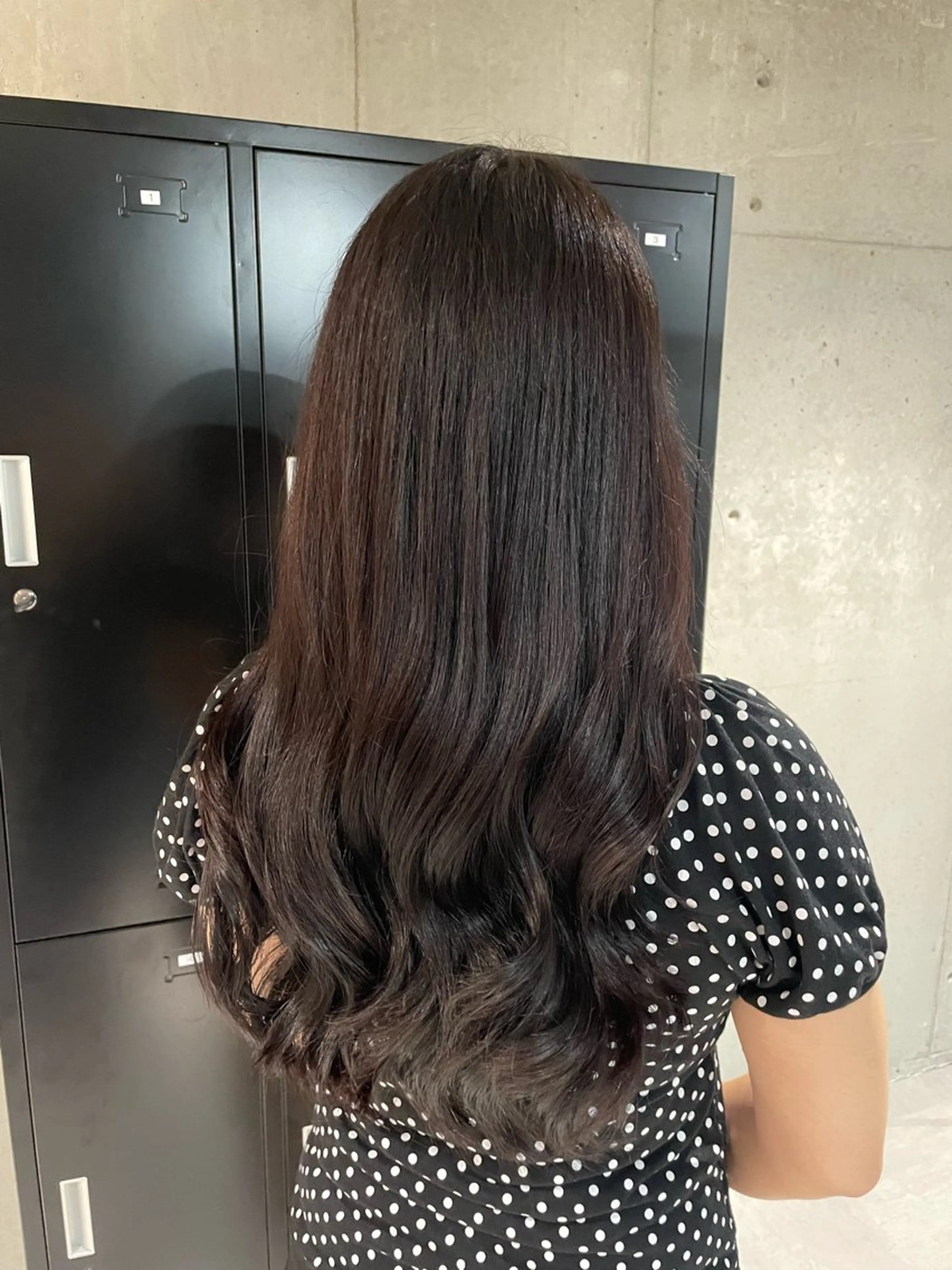 ✨ミニモ特別価格✨【人気】似合わせカット＋うる艶カラー 5000円の写真