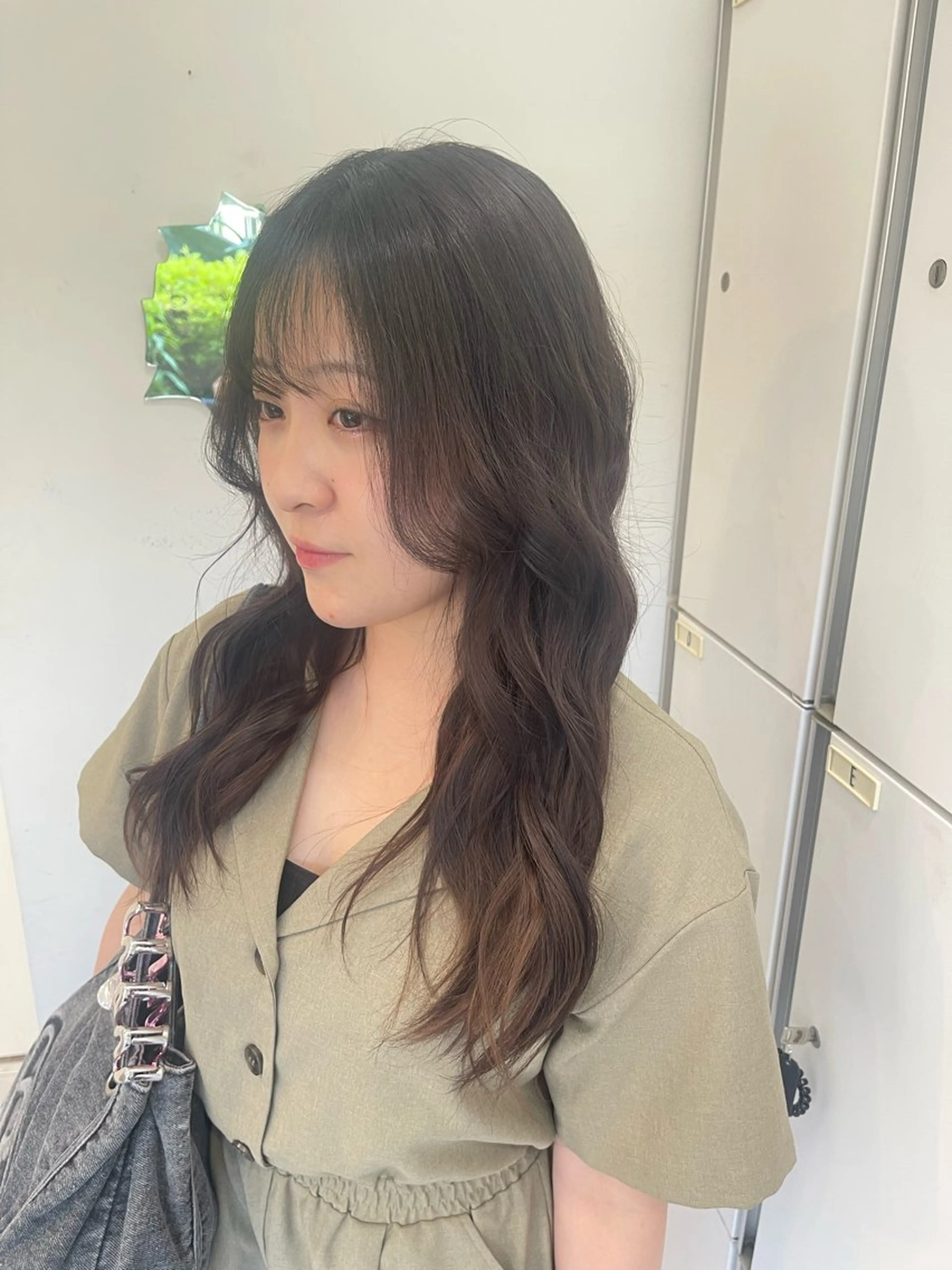 セミロング カラー HAIR&MAKE EARTH若葉台店所属・ICHIRI" 艶カラー/縮毛矯正のヘアスタイル