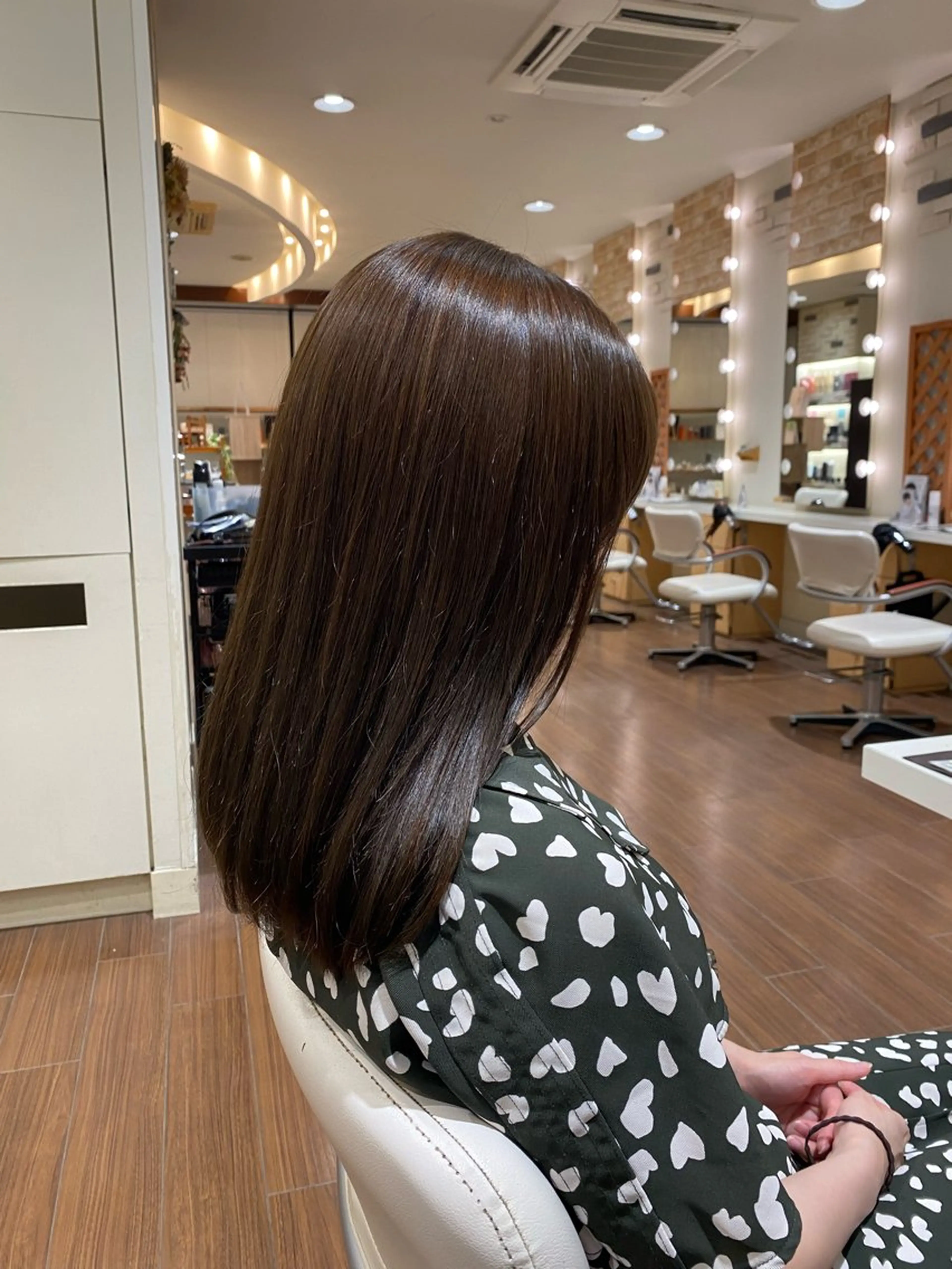 ロング カラー UNIX 赤羽店所属・島田 花梨のヘアスタイル