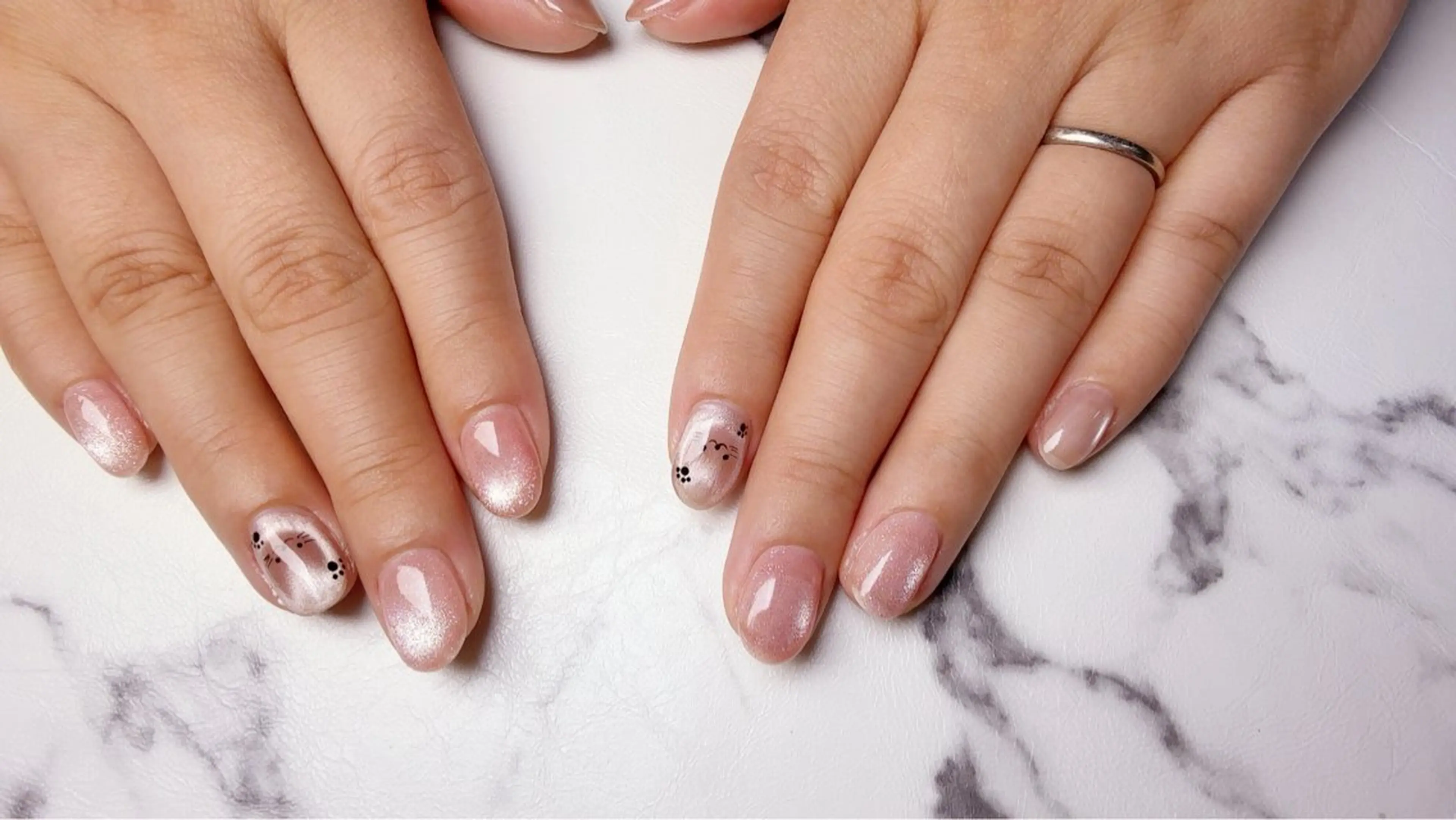 ネイル マグネットネイル nail salon ily 武蔵新城のネイルデザイン