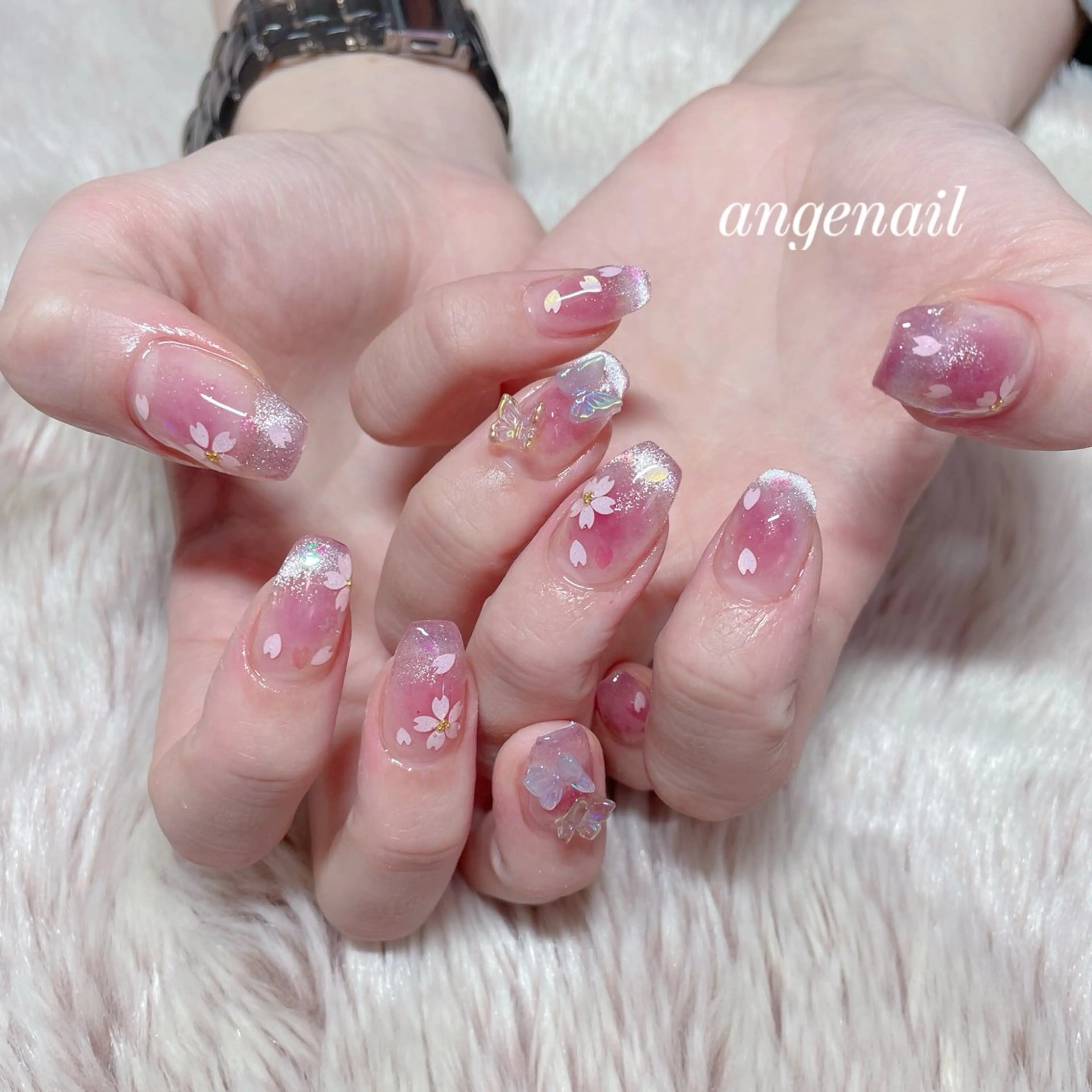 ネイル ハンドネイル オーナーネイリスト MAKIのネイルデザイン