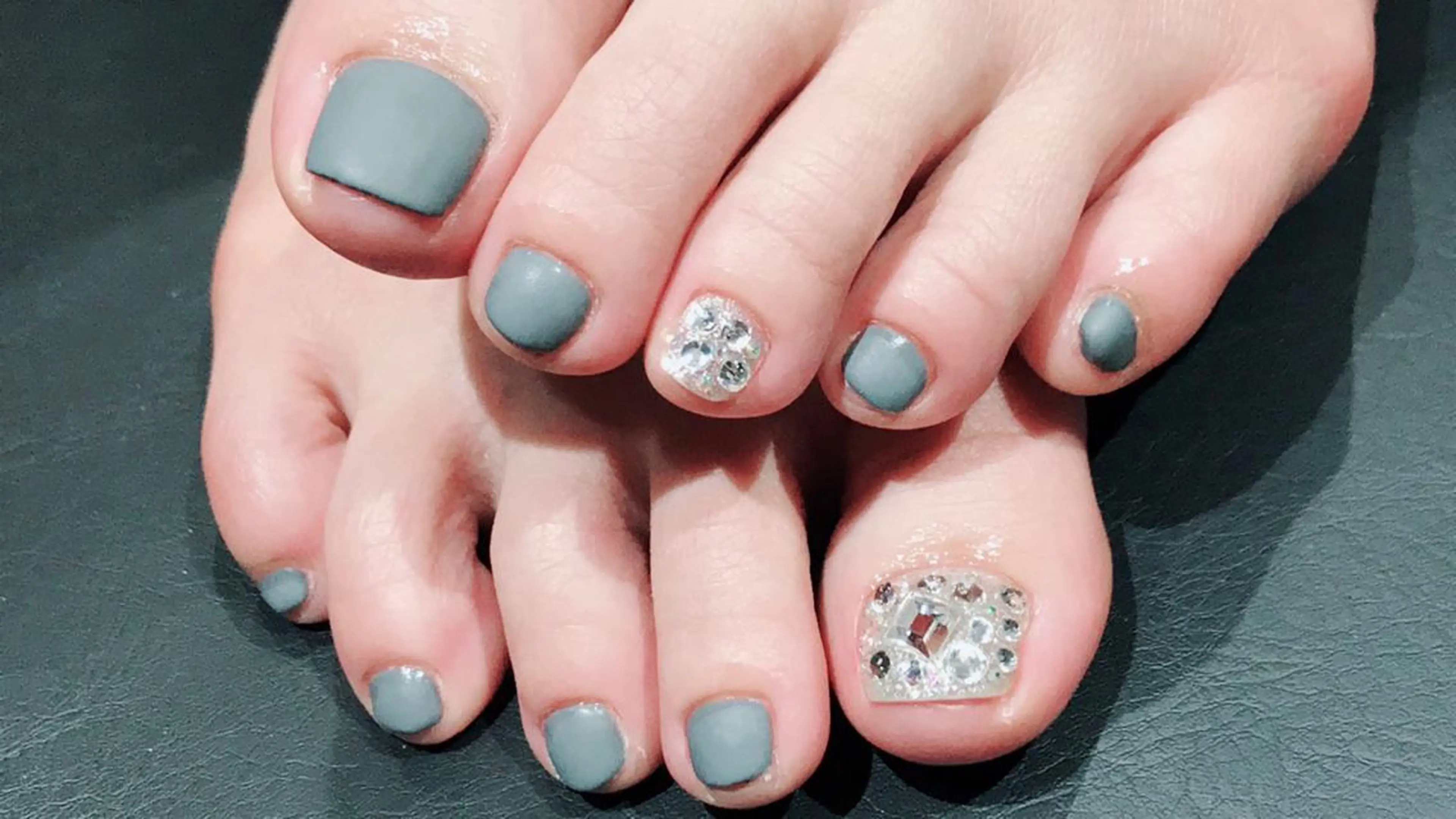 ネイル フットネイル Ｎail Ｓalon ertiのネイルデザイン