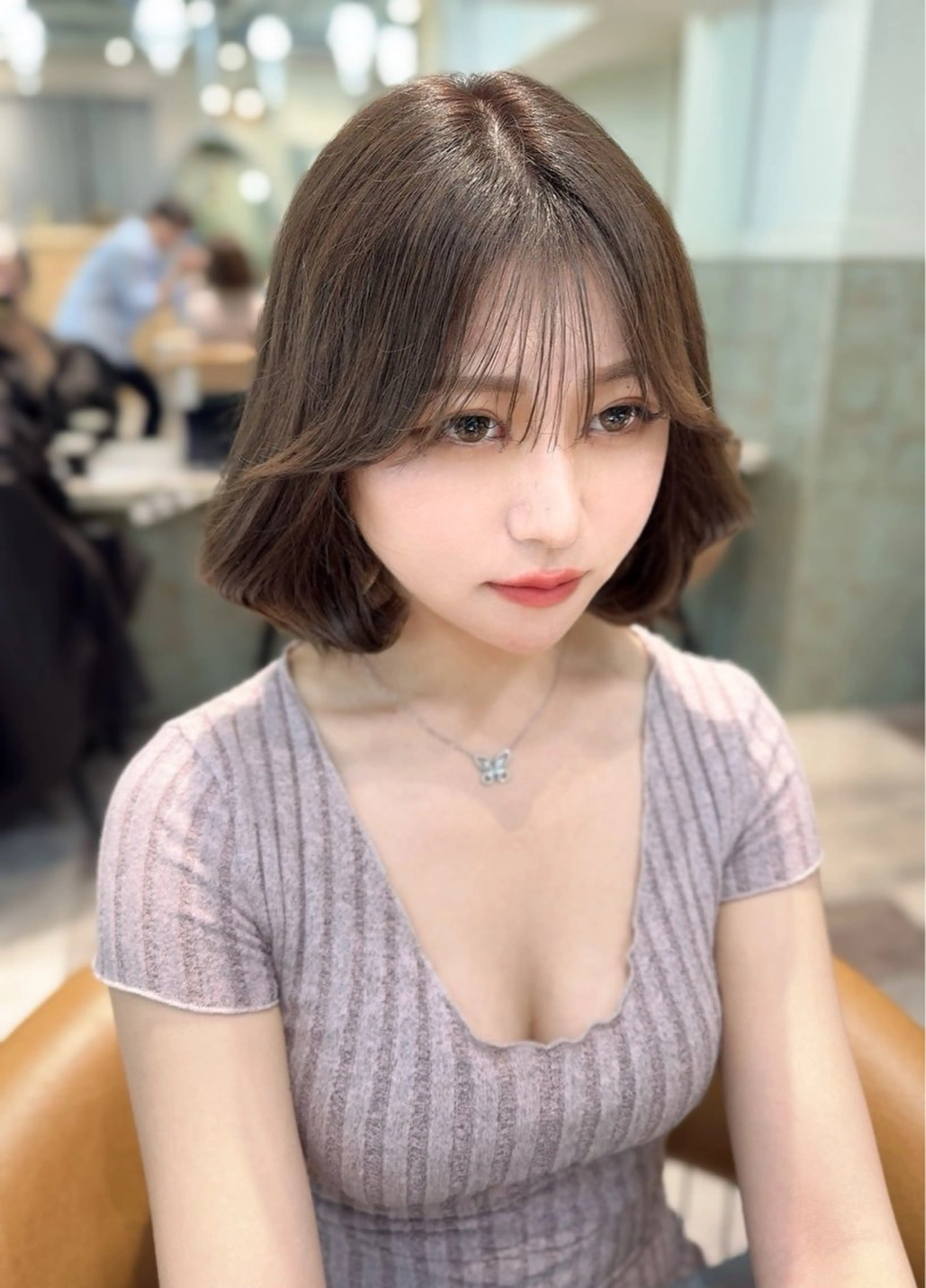 ショート カラー ベージュカラー 黒髪 ブリーチ ブルーカラー ブルーブラック カット ヘアカラー トリートメント 木屋元一/透明感 /レイヤー/顔まわりのヘアスタイル