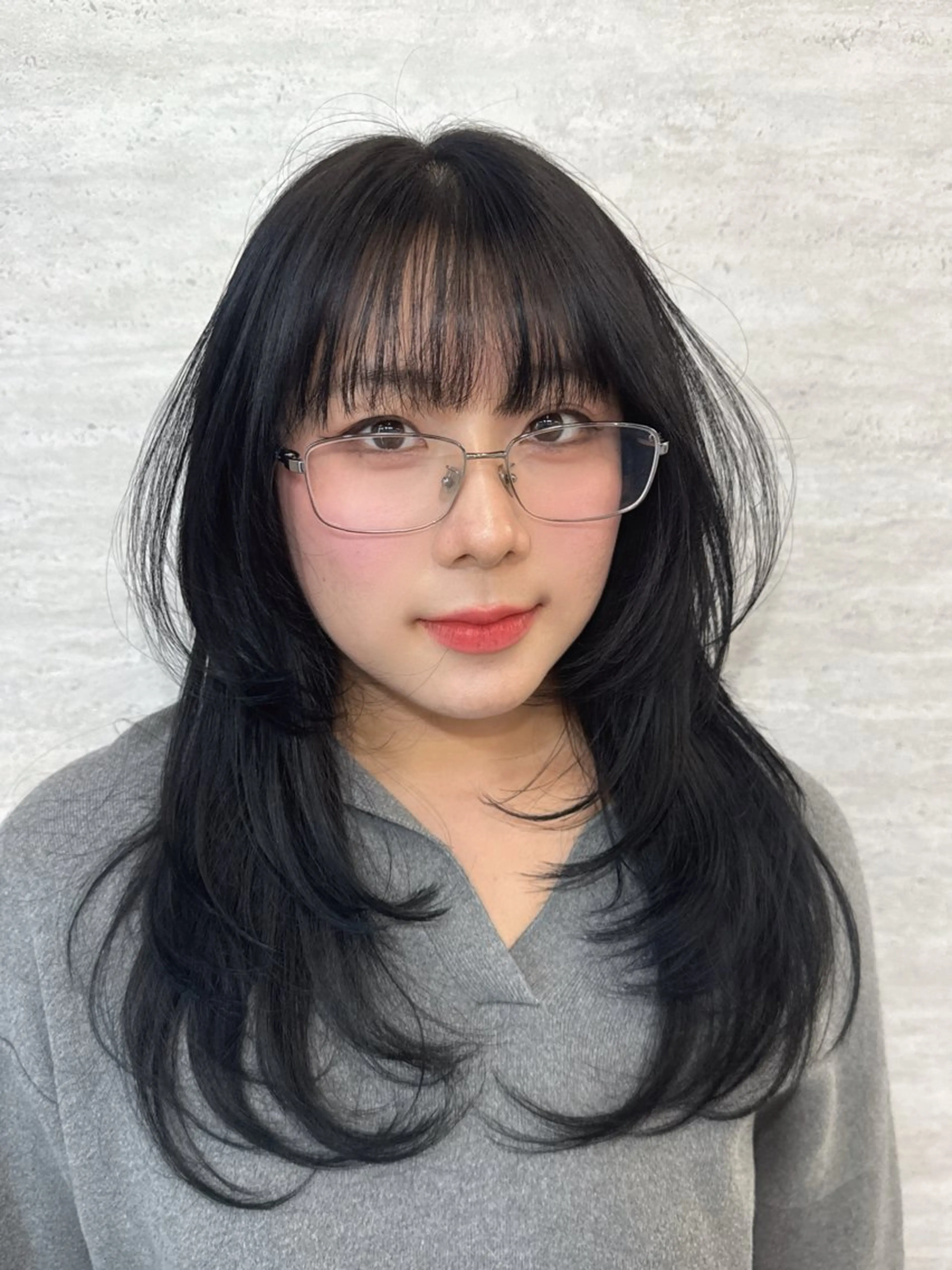 セミロング カラー ヘアアレンジ カット ヘアカラー トリートメント 韓国レイヤーカット/ 儚げカラーチナツのヘアスタイル