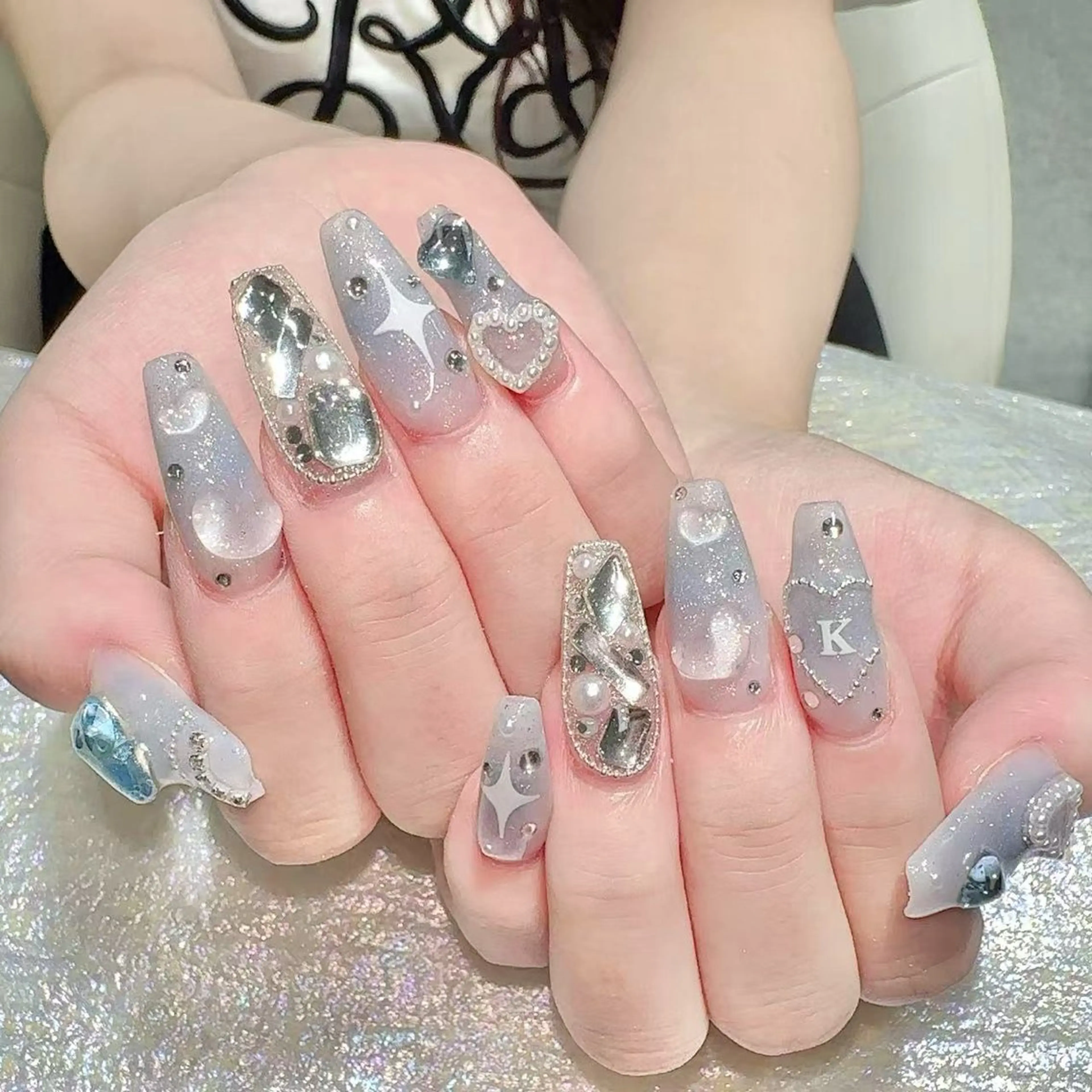 ネイル ハンドネイル Queens マオのネイルデザイン