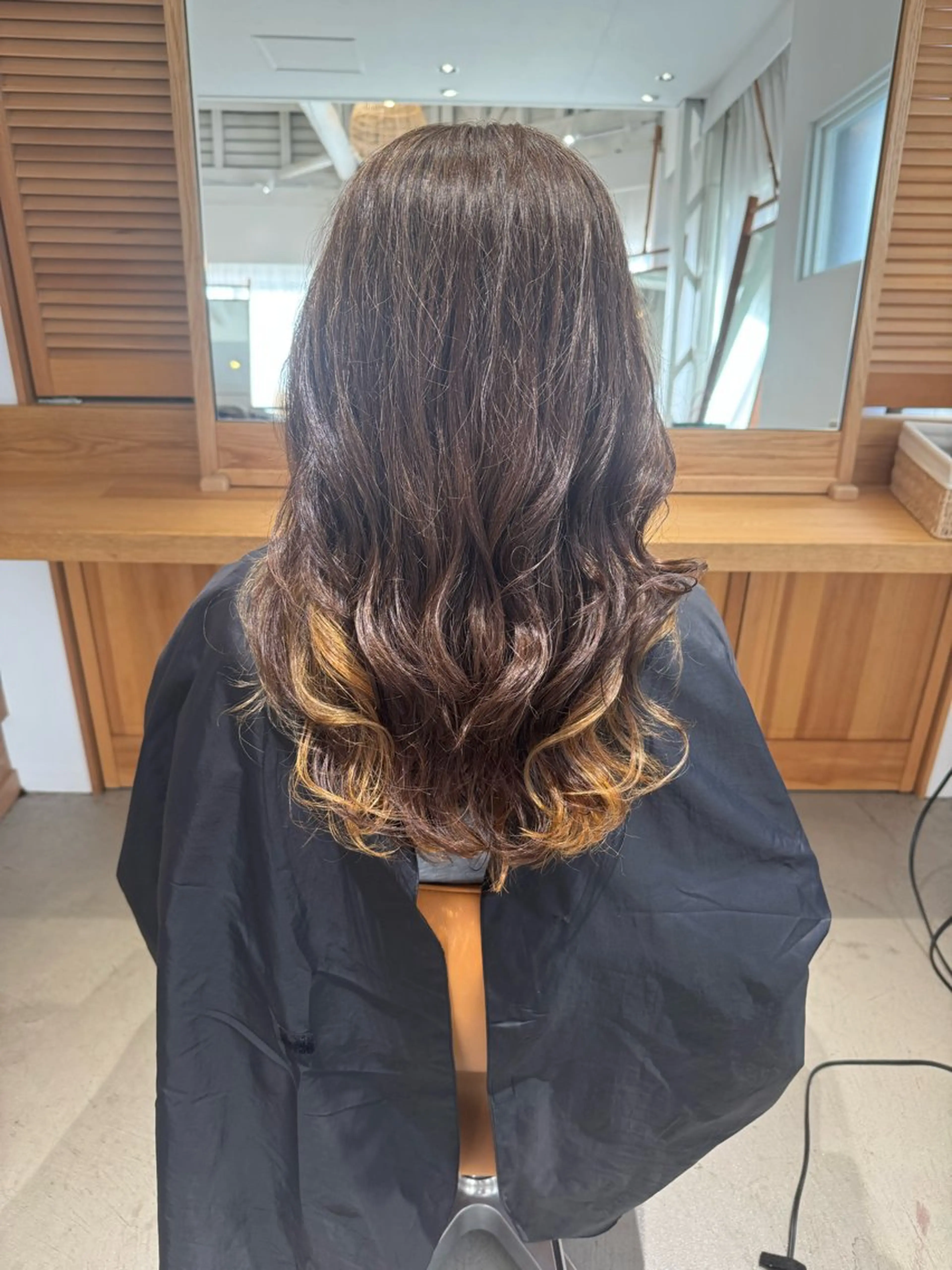 【 for Medium hair 】カット+ コテ巻き風 デジパ+ トリートメントの写真