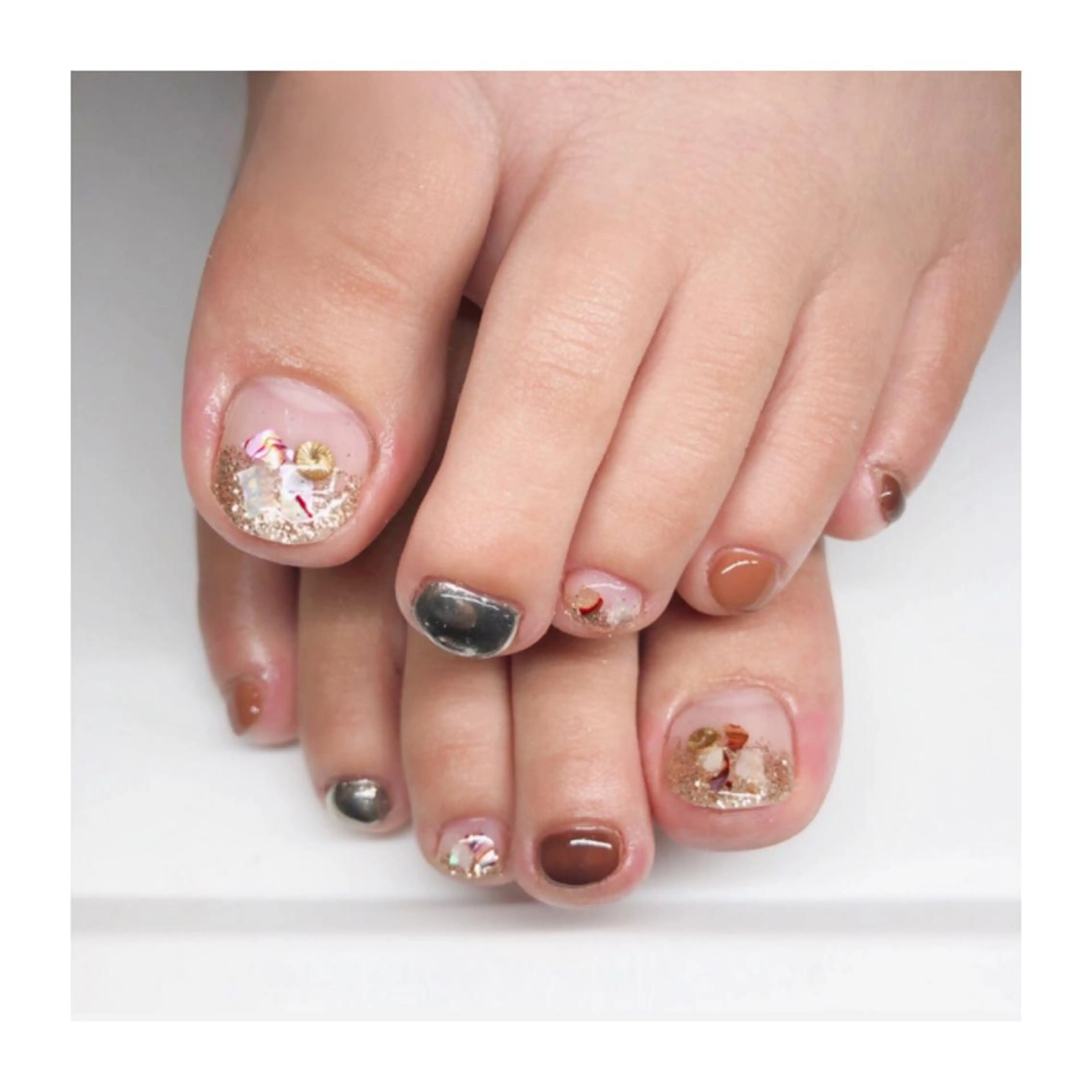 ネイル フットネイル フットネイル Nailsalon -Aのネイルデザイン