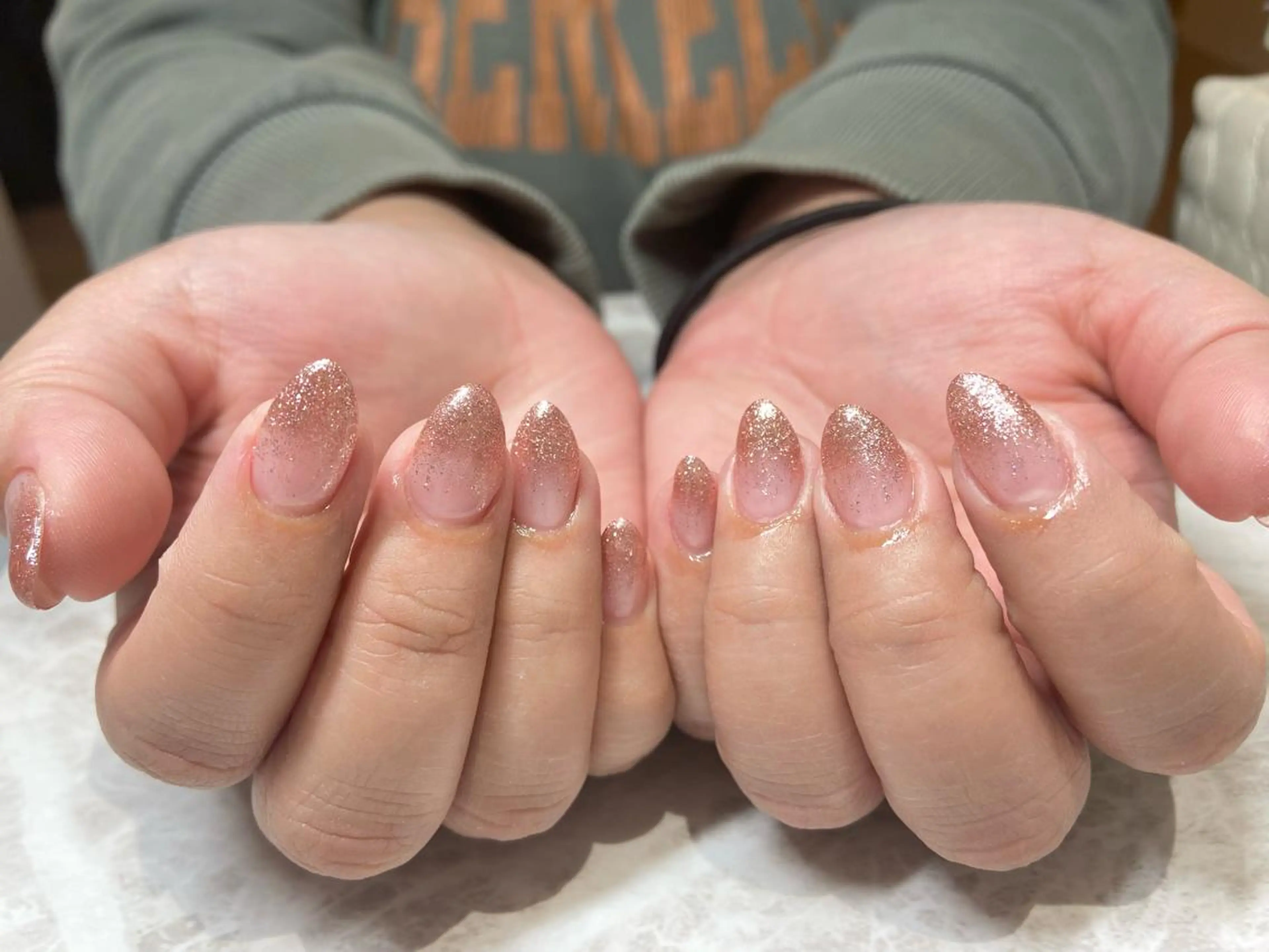ネイル キラキラネイル ラメ(グリッター) ラメグラデーション 🧸熊谷 かほ🧸のネイルデザイン