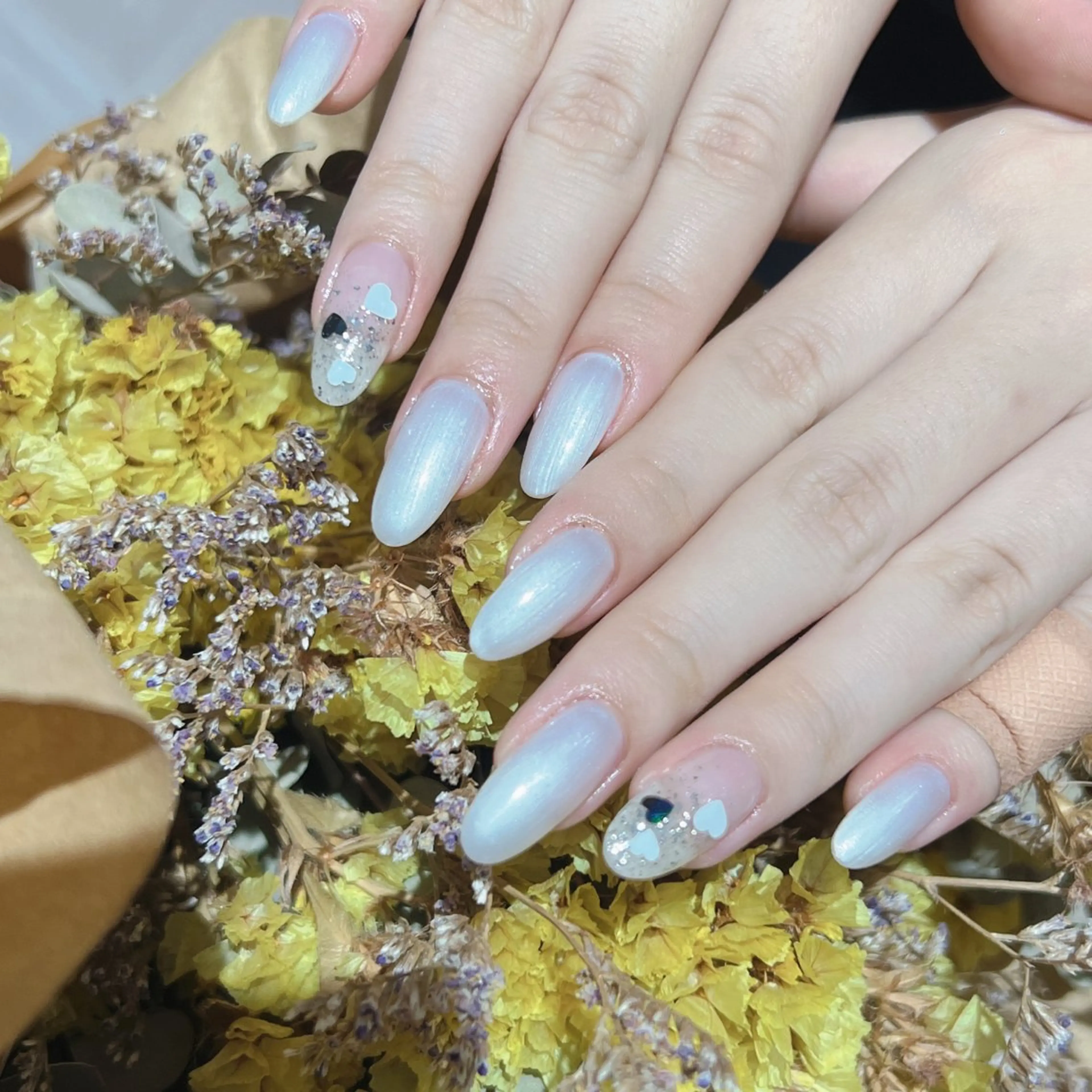 ネイル アートネイル フラッシュネイル フレンチネイル ジェルネイル ガラスフレンチ ハンドネイル You&Me Yukiのネイルデザイン