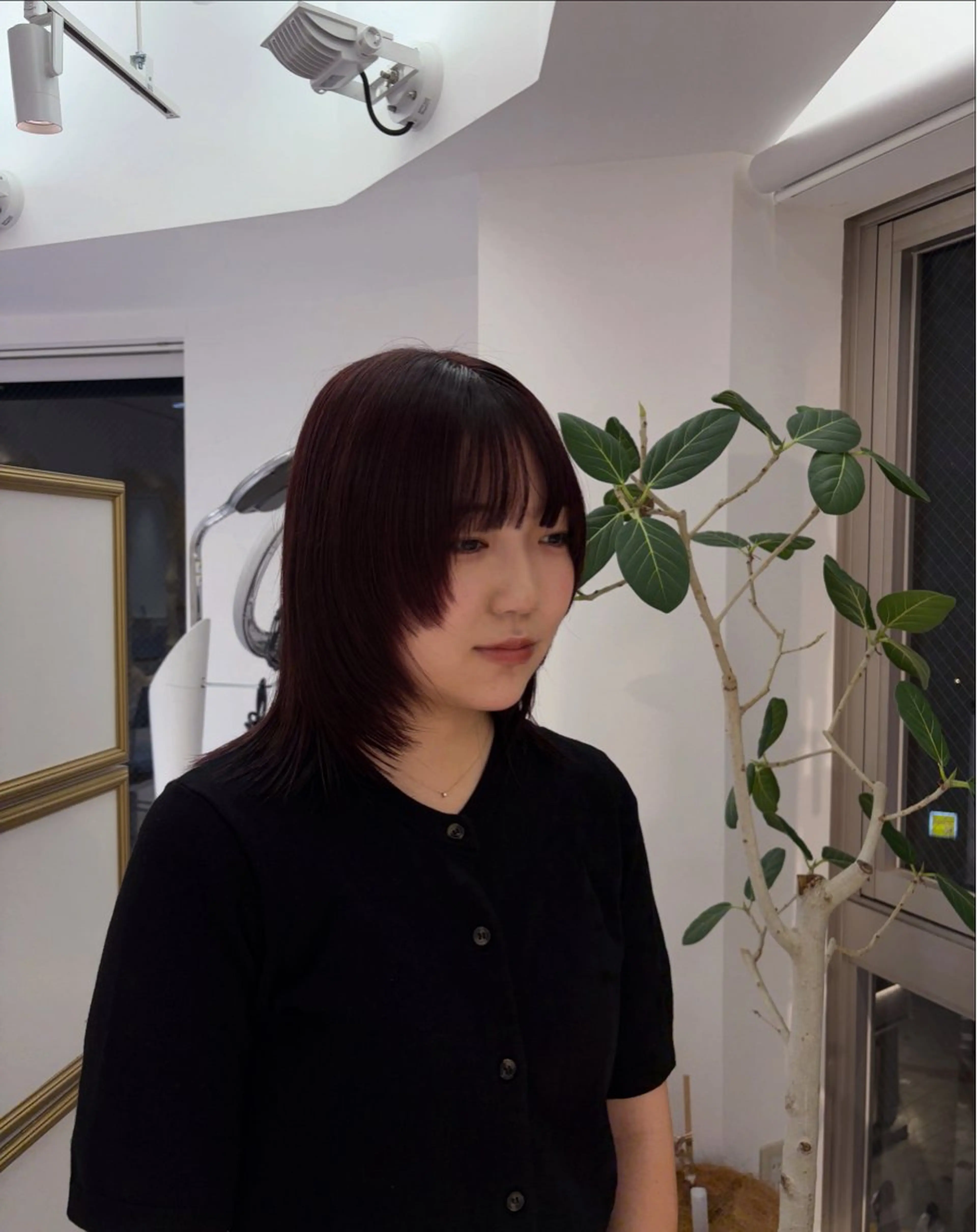 ミディアム カラー レッドカラー 山野 華愛のヘアスタイル