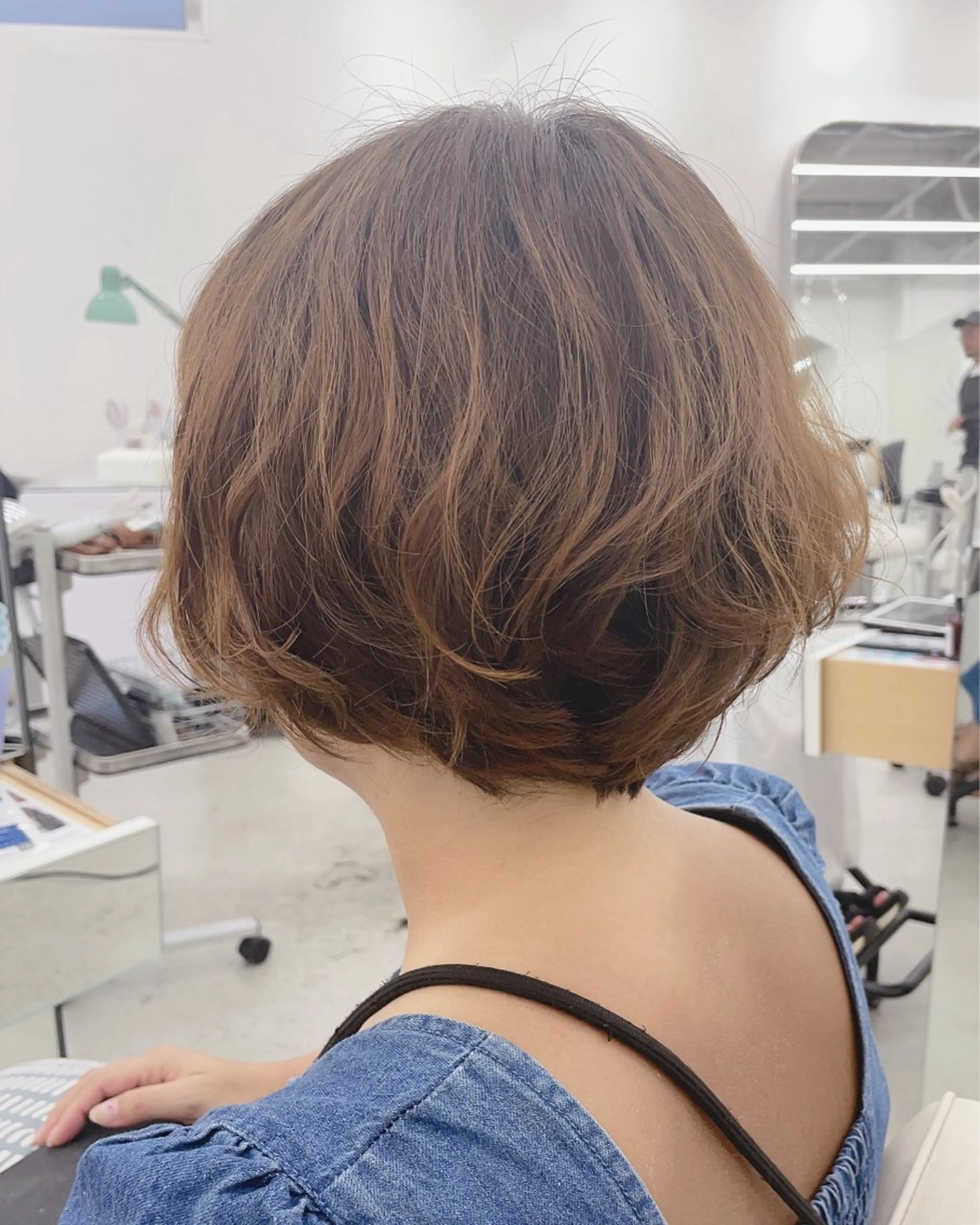 カット＋パーマ※波巻き、ツイスト、スパイラルご希望の方は30分＋頂戴致しますので事前にお伝え下さい。の写真