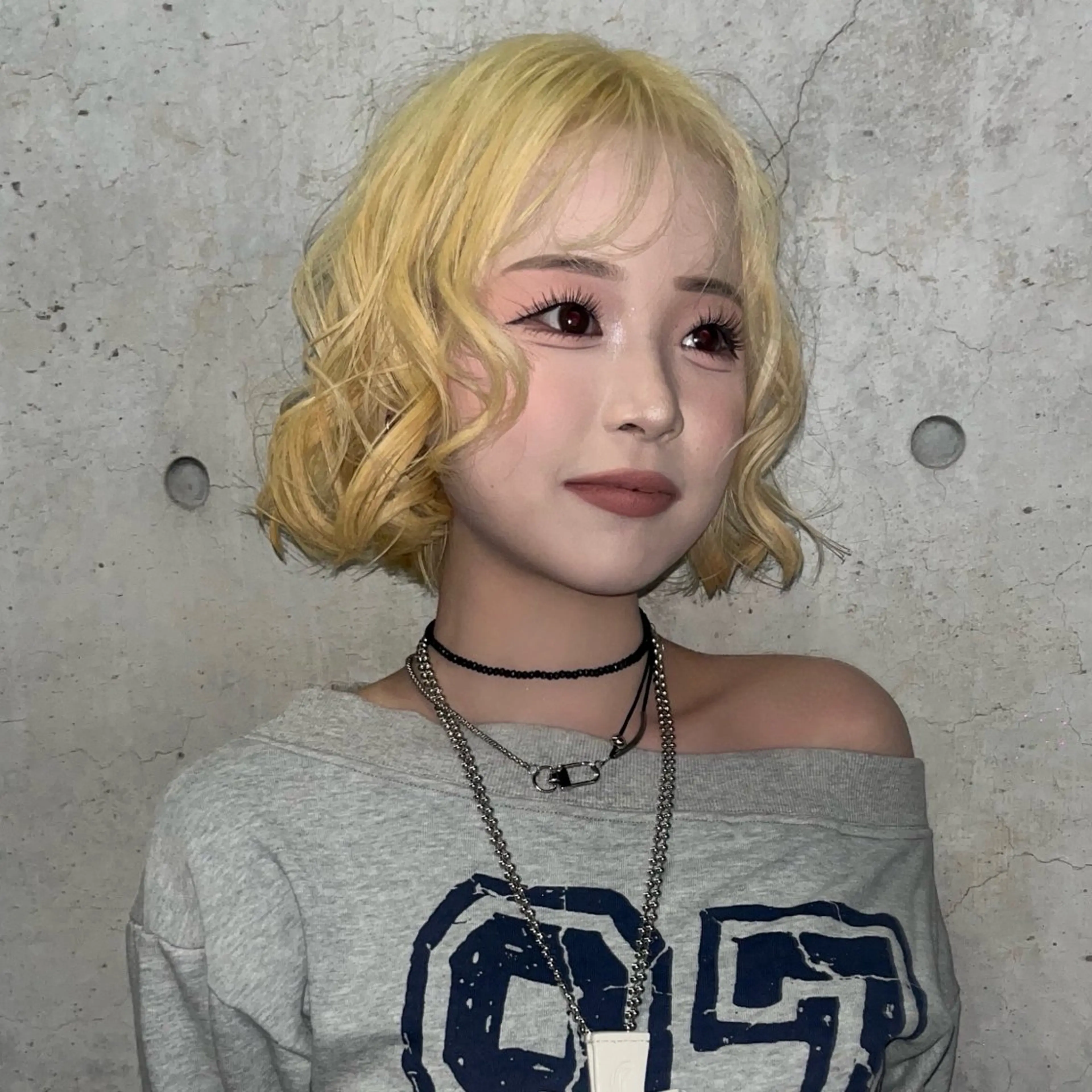 ショート anna 韓国レイヤ ー/ ハッシュカットのヘアスタイル