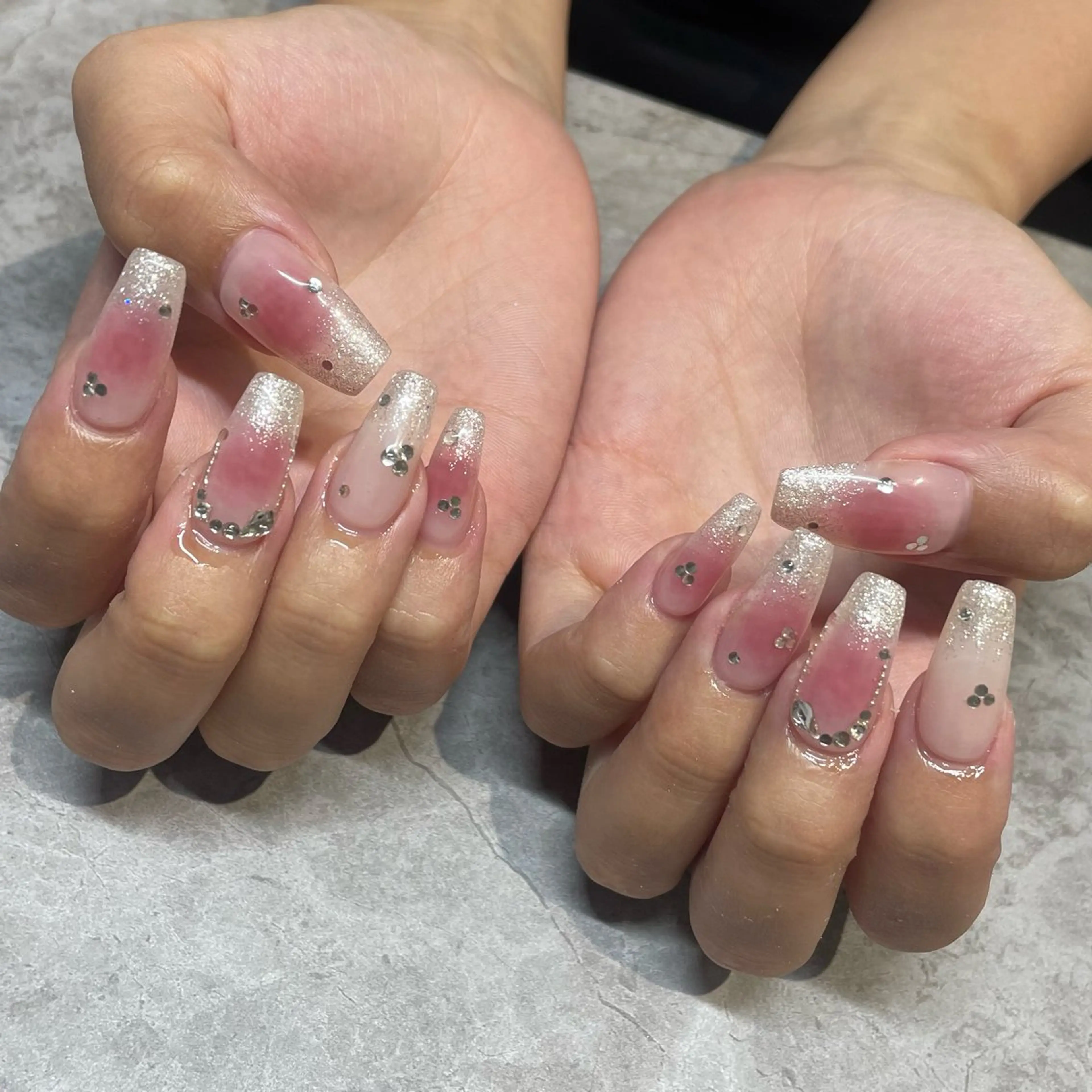 ネイル アートネイル スカルプネイル ネイルチップ ハンドネイル IROHA NAIL 横山佳那のネイルデザイン