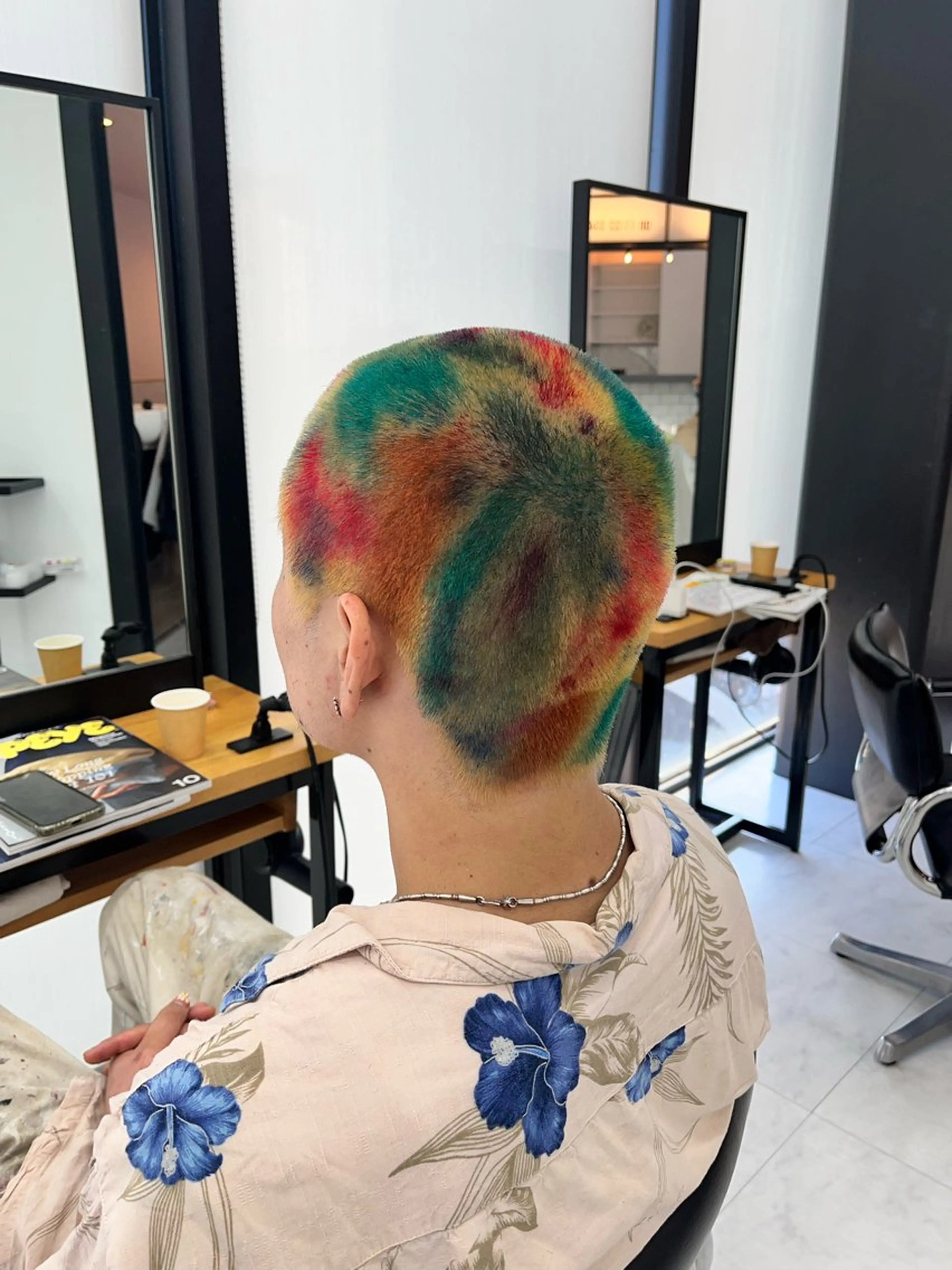 ショート カラー メンズ ヘアカラー トリートメント 🐝ハイトーン× レイヤーボブ/牧原のヘアスタイル