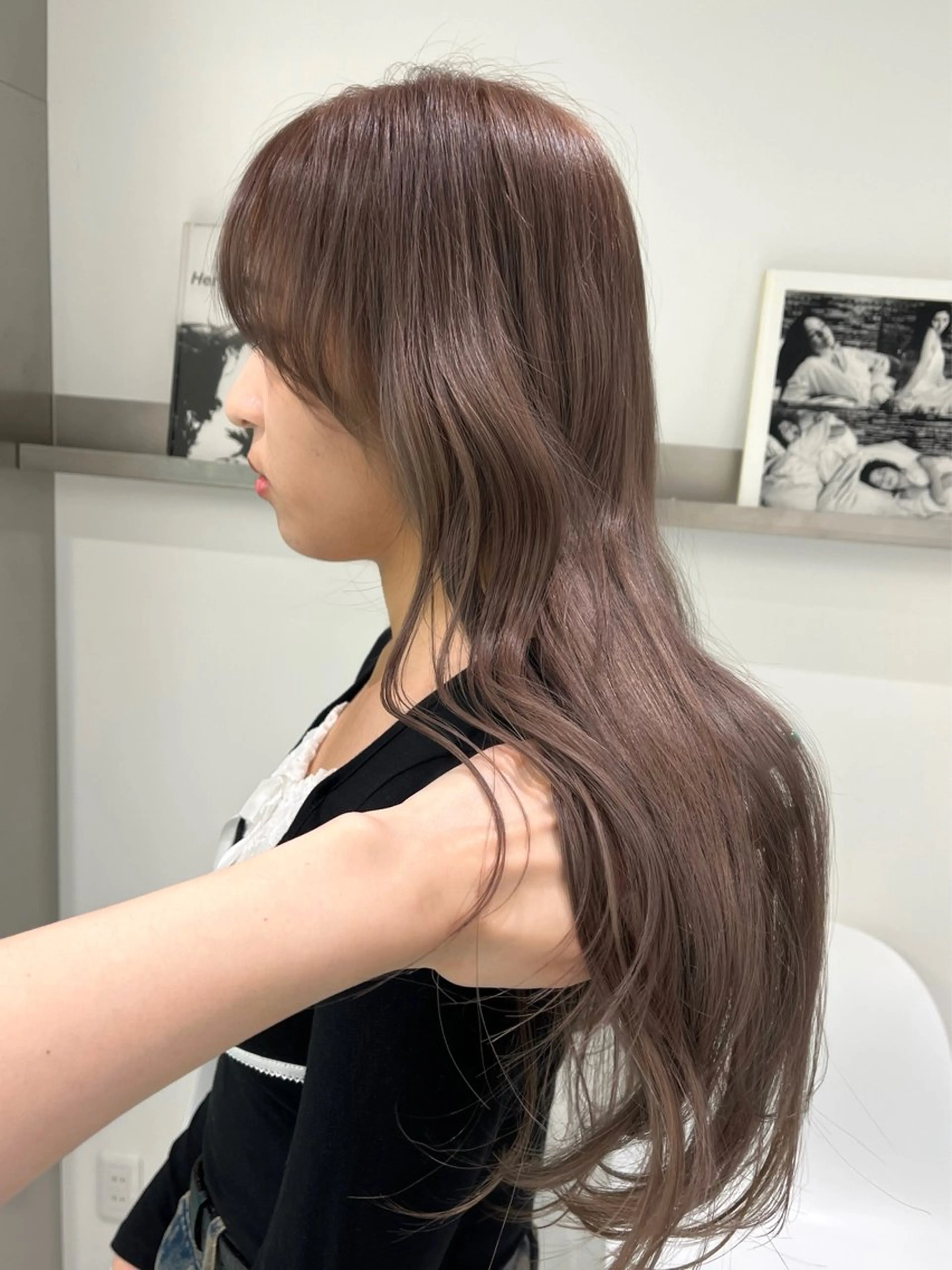 セミロング カラー ヘアカラー トリートメント 海外girl🤎 透明感ベージュmaoのヘアスタイル