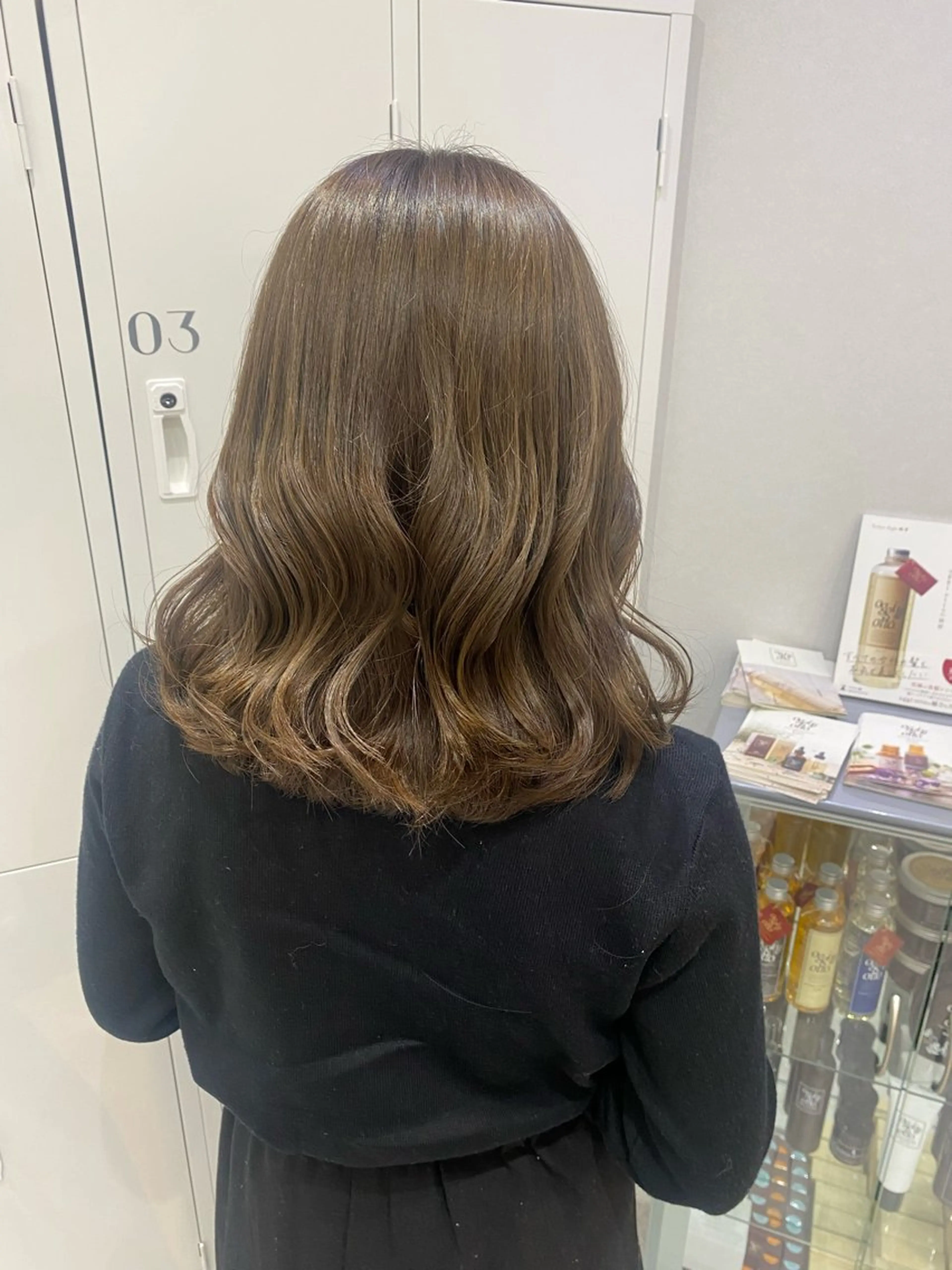 ミディアム カラー ヘアアレンジ ブリーチ ヘアカラー ボブ /ニュアンス/ satomi🧸💖のヘアスタイル