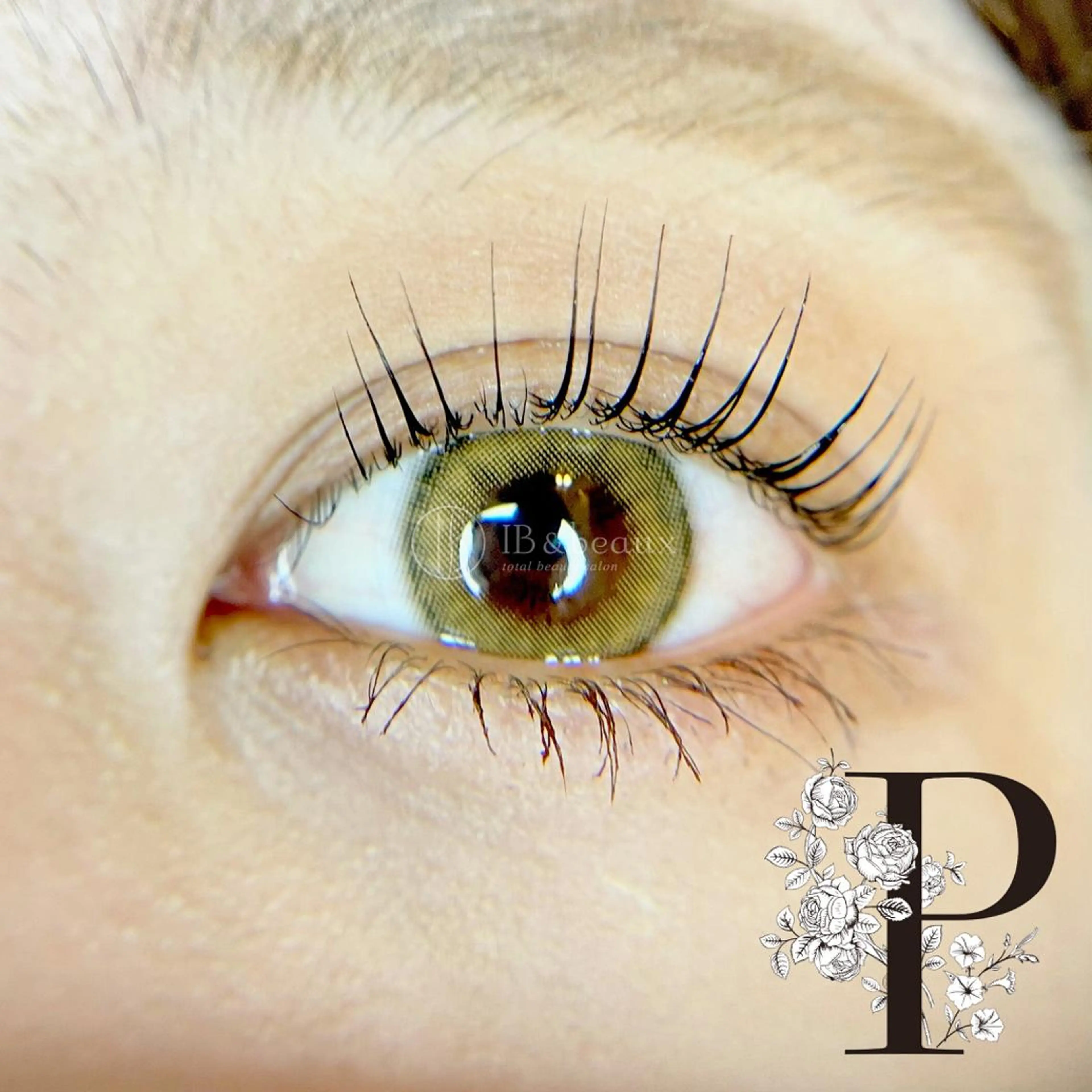 マツエク・マツパ パリジェンヌラッシュリフト 1席のみの個室サロン 西麻布1丁目のマツエク・マツパデザイン