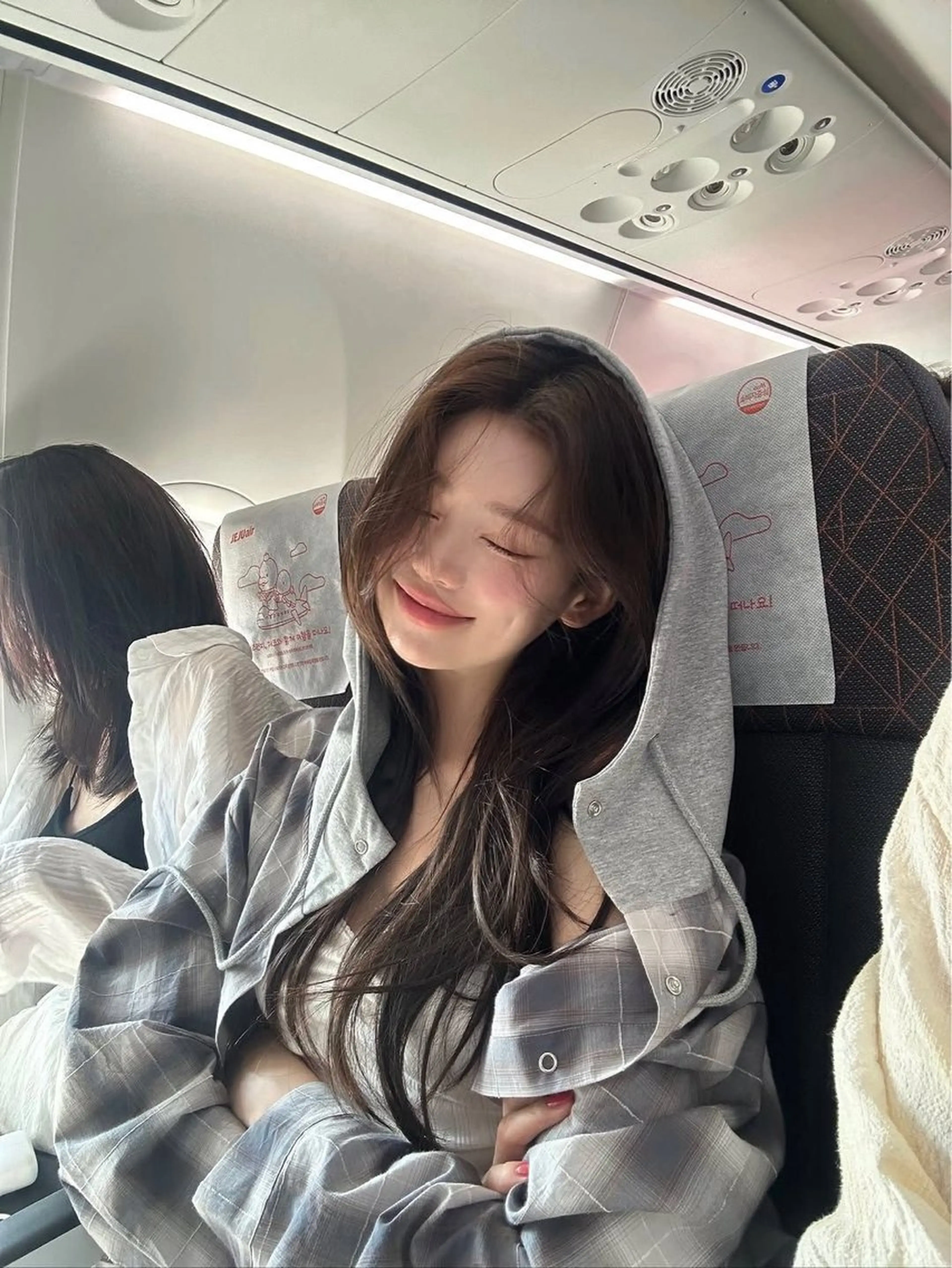 ロング カラー カット ヘアカラー トリートメント 莉乃/縮毛矯正/髪質 改善/艶カラーのヘアスタイル