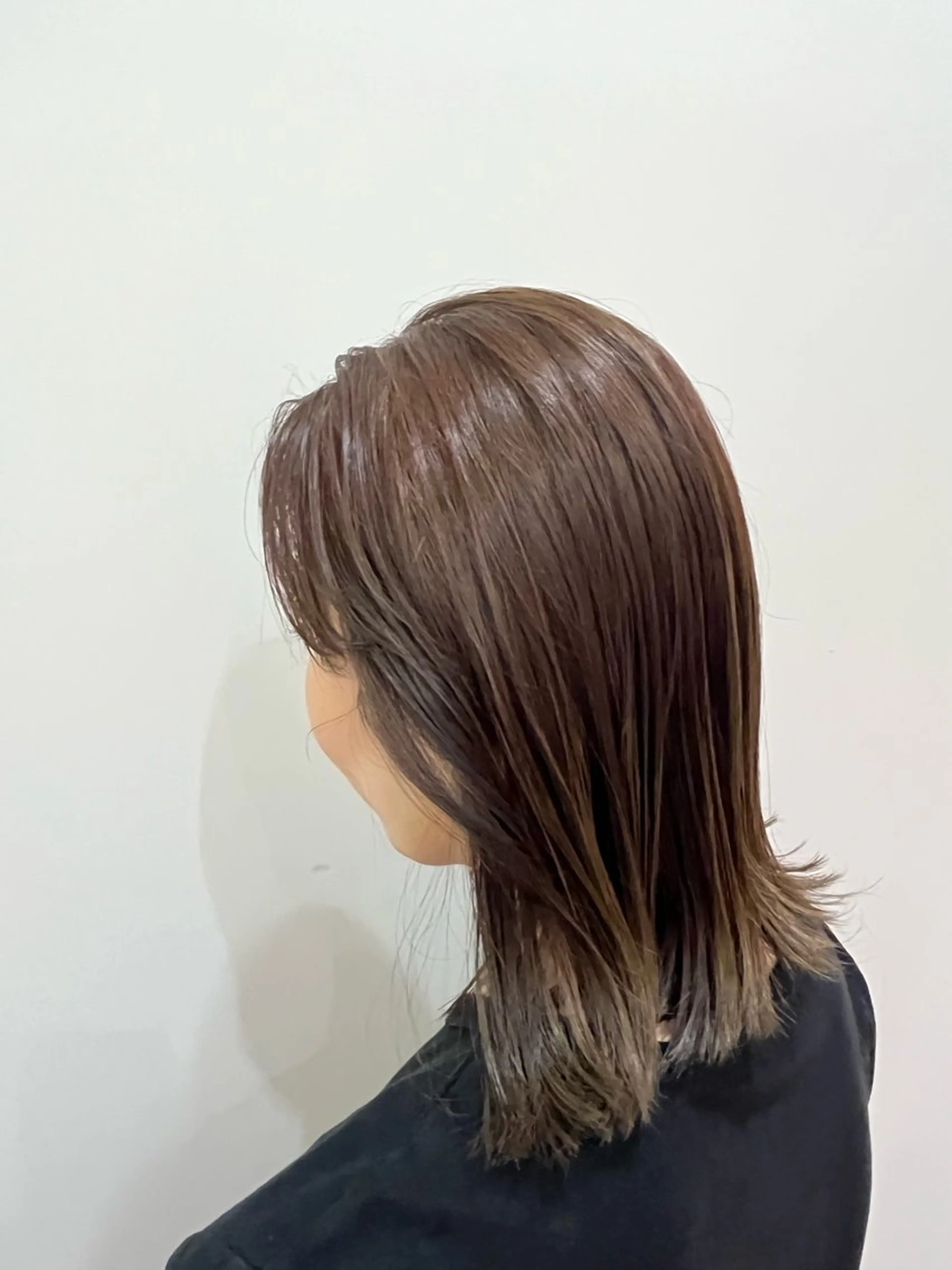 セミロング カラー ベージュカラー kanako⌇パーマ モデル無料募集中🩰のヘアスタイル