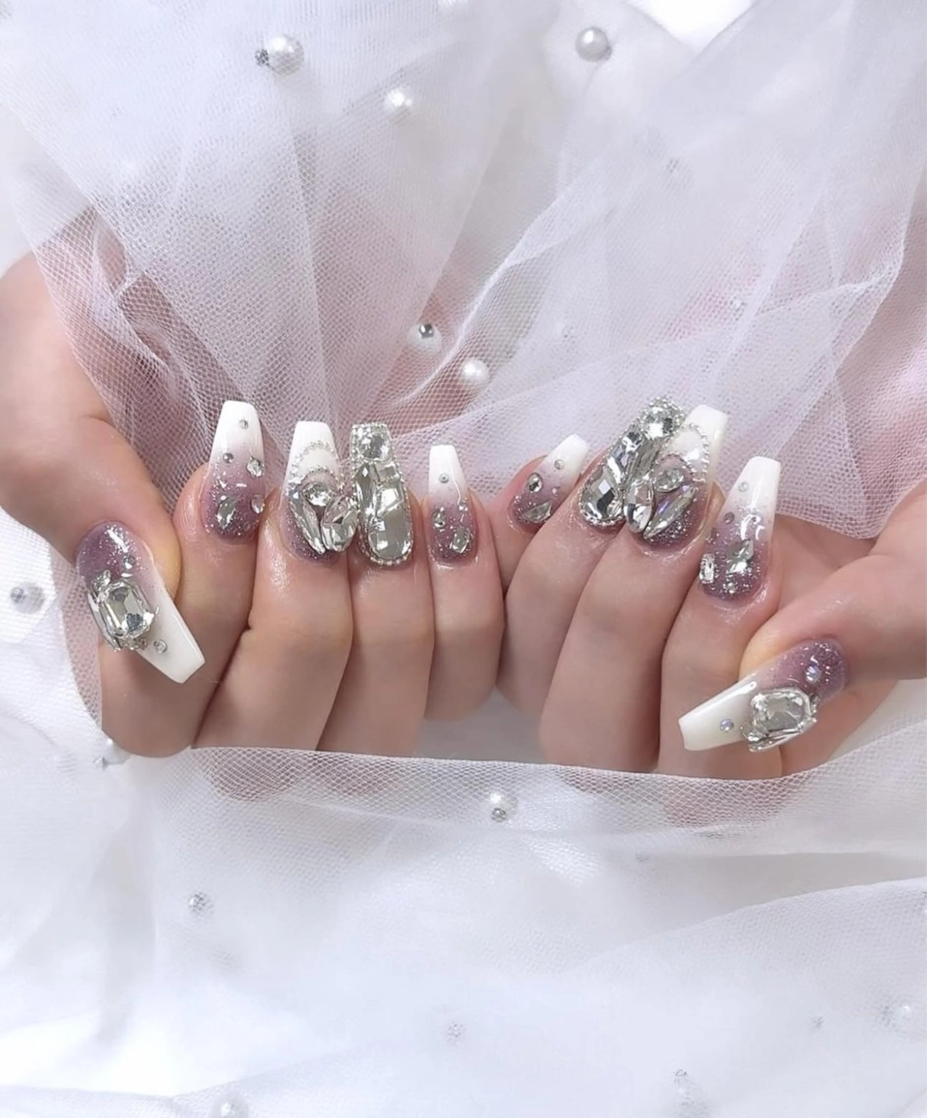 ネイル アニマル柄 オーロラネイル チークネイル フラッシュネイル ジェルネイル ハンドネイル Hinaa 池袋のネイルデザイン