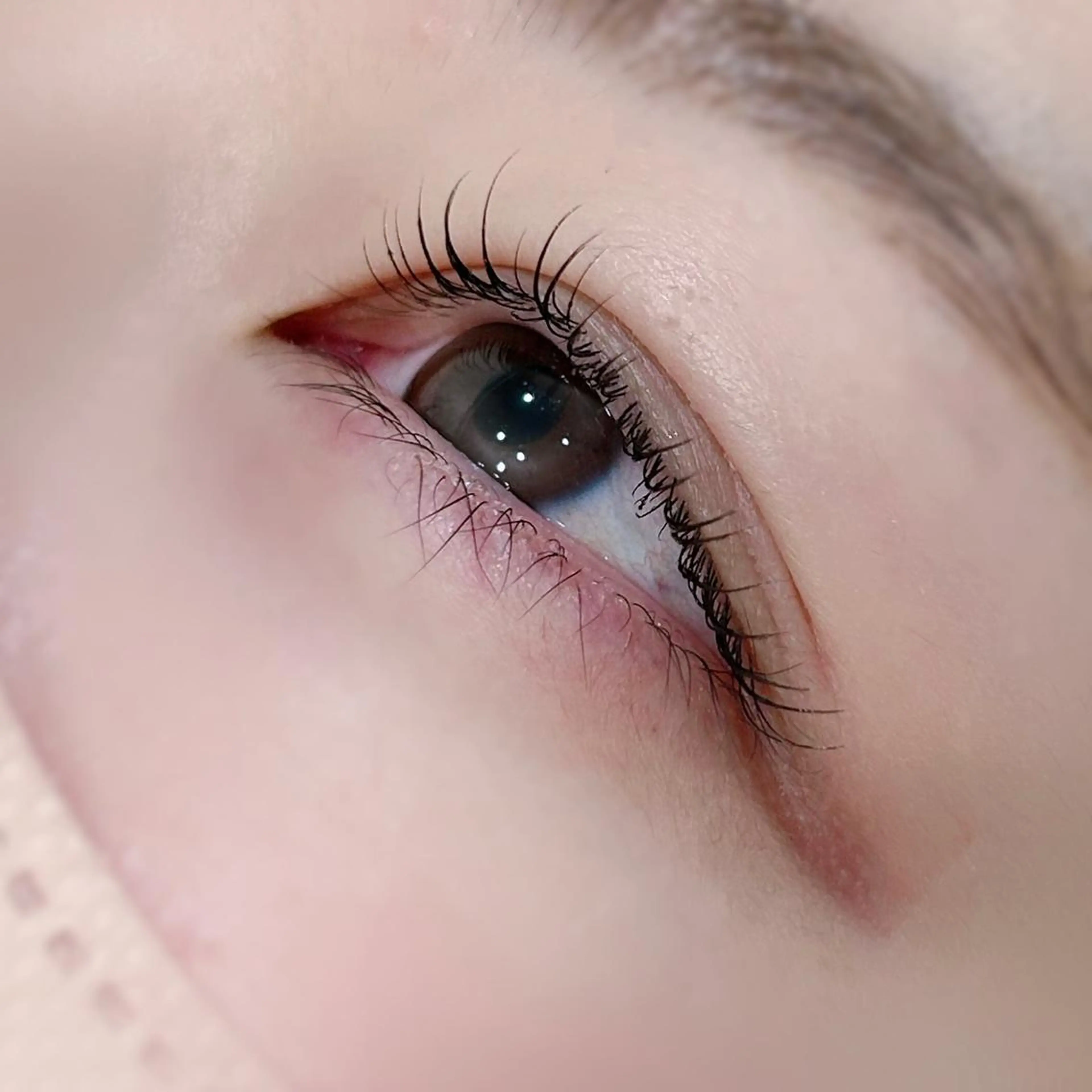 マツエク・マツパ me. makiの眉毛・アイブロウイメージ