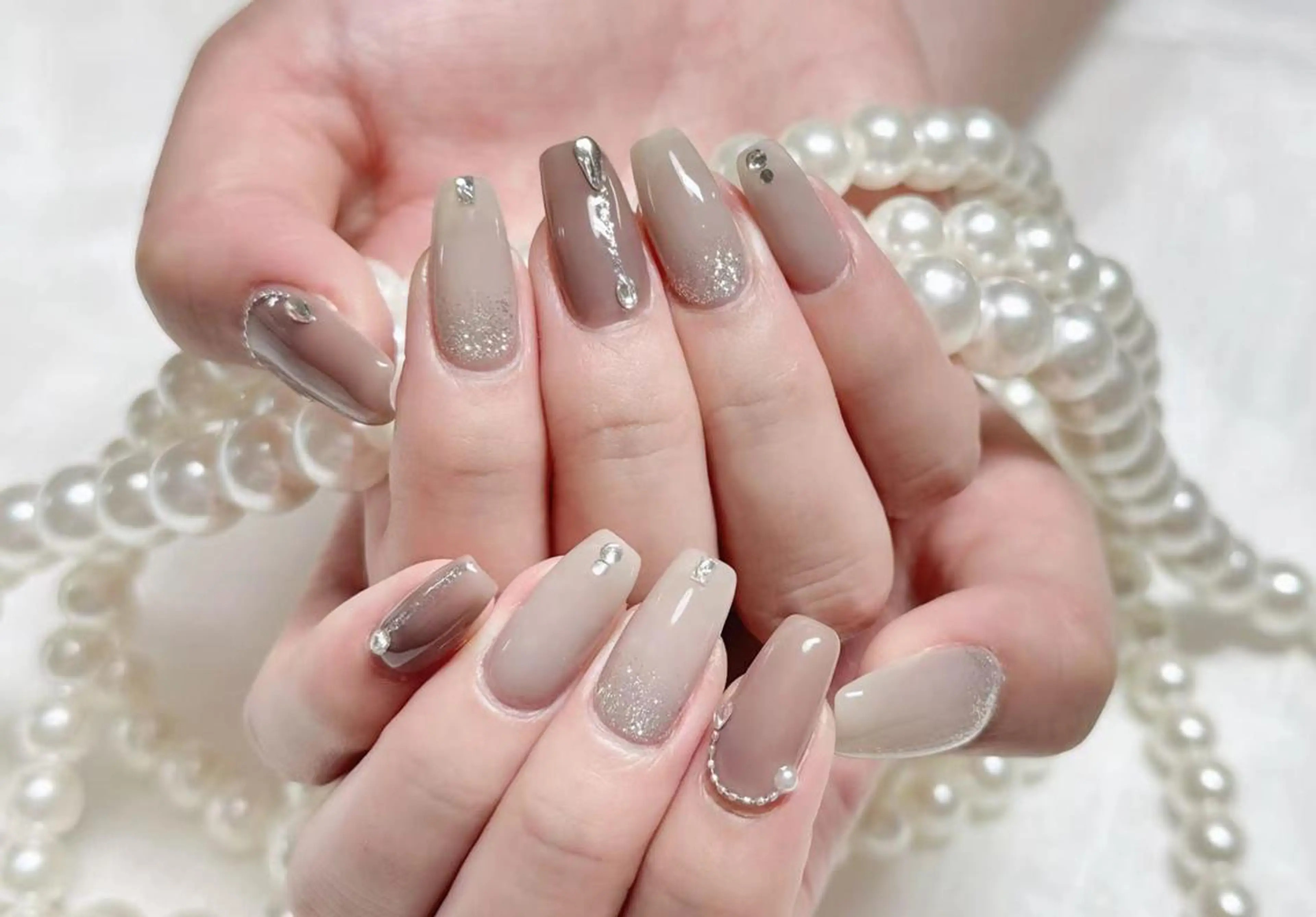 ネイル アートネイル クリアネイル 成人式 長さ出し フラッシュネイル ハンドネイル Ru na🍳のネイルデザイン