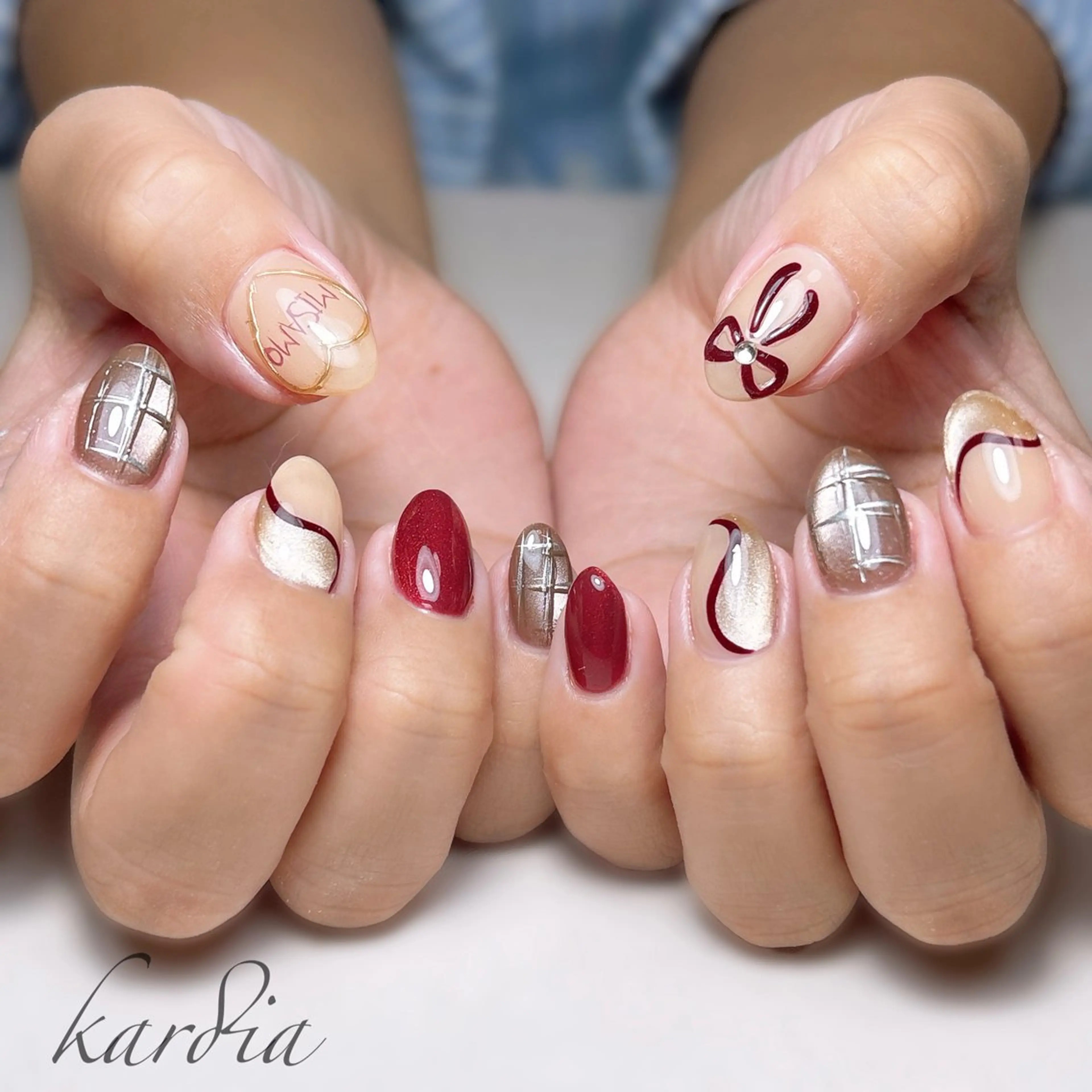 ネイル ハンドネイル καρδιά -ｶﾙﾃﾞｨｱ-のネイルデザイン