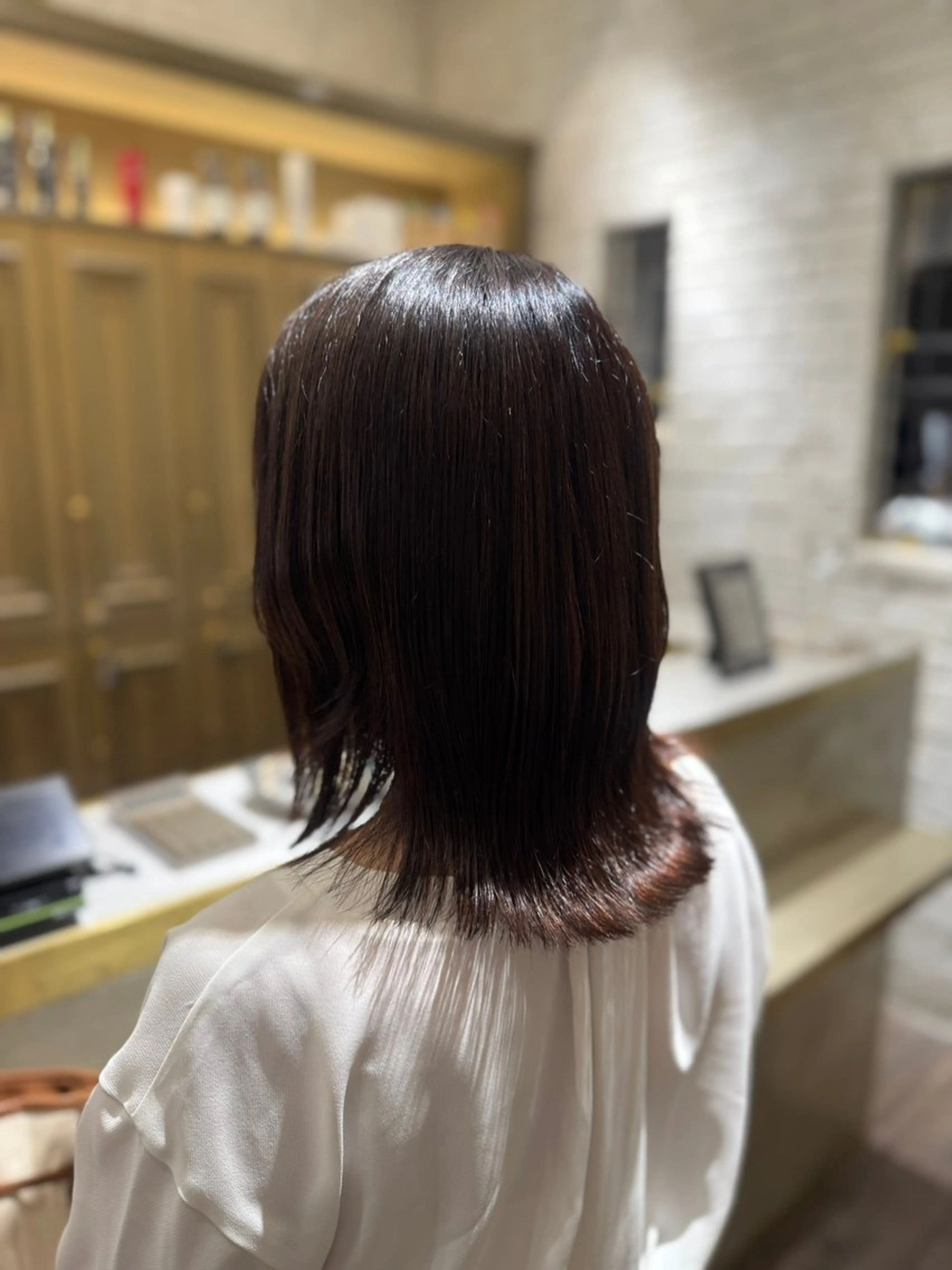 ミディアム カラー ブラウンカラー ミルクティーブラウン Tiffa銀座所属・TiffaGINZA /Momokaのヘアスタイル