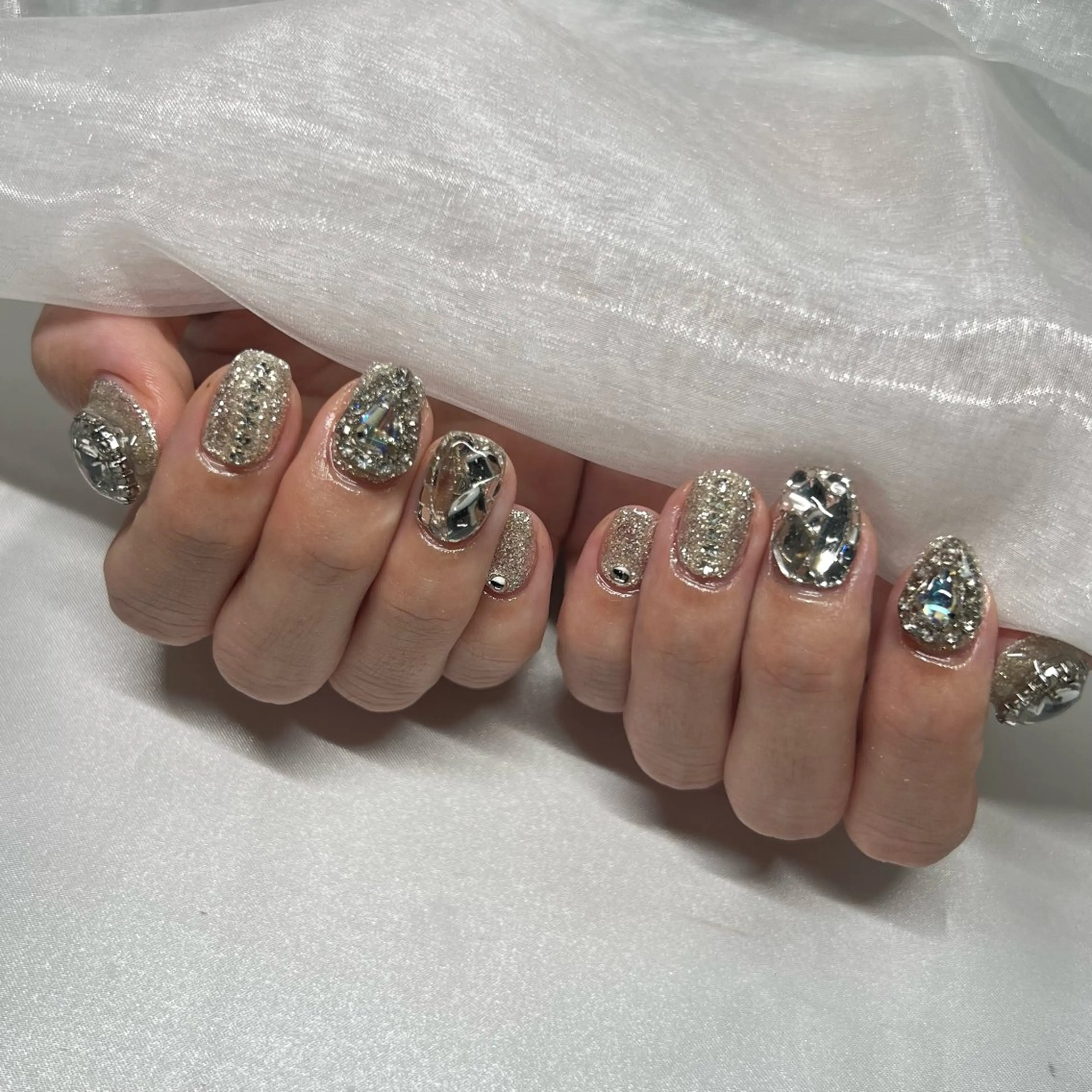 ネイル ジェルネイル 韓国ネイル ラメ(グリッター) マグネットネイル ミラーネイル ハンドネイル -nail salon-Reward所属・nail salon Rewardのネイルデザイン