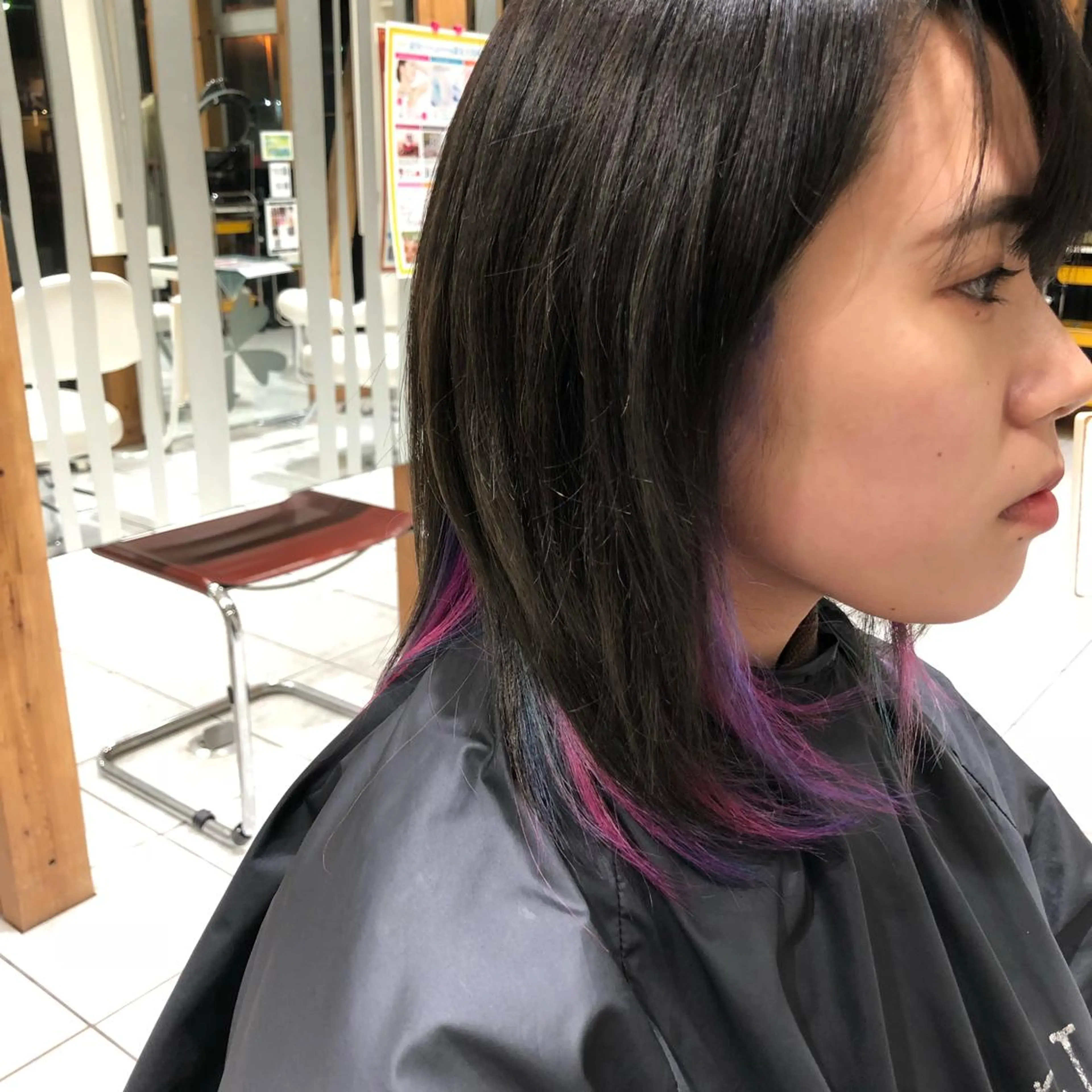 セミロング カラー クーポン お試し価格有り！のヘアスタイル