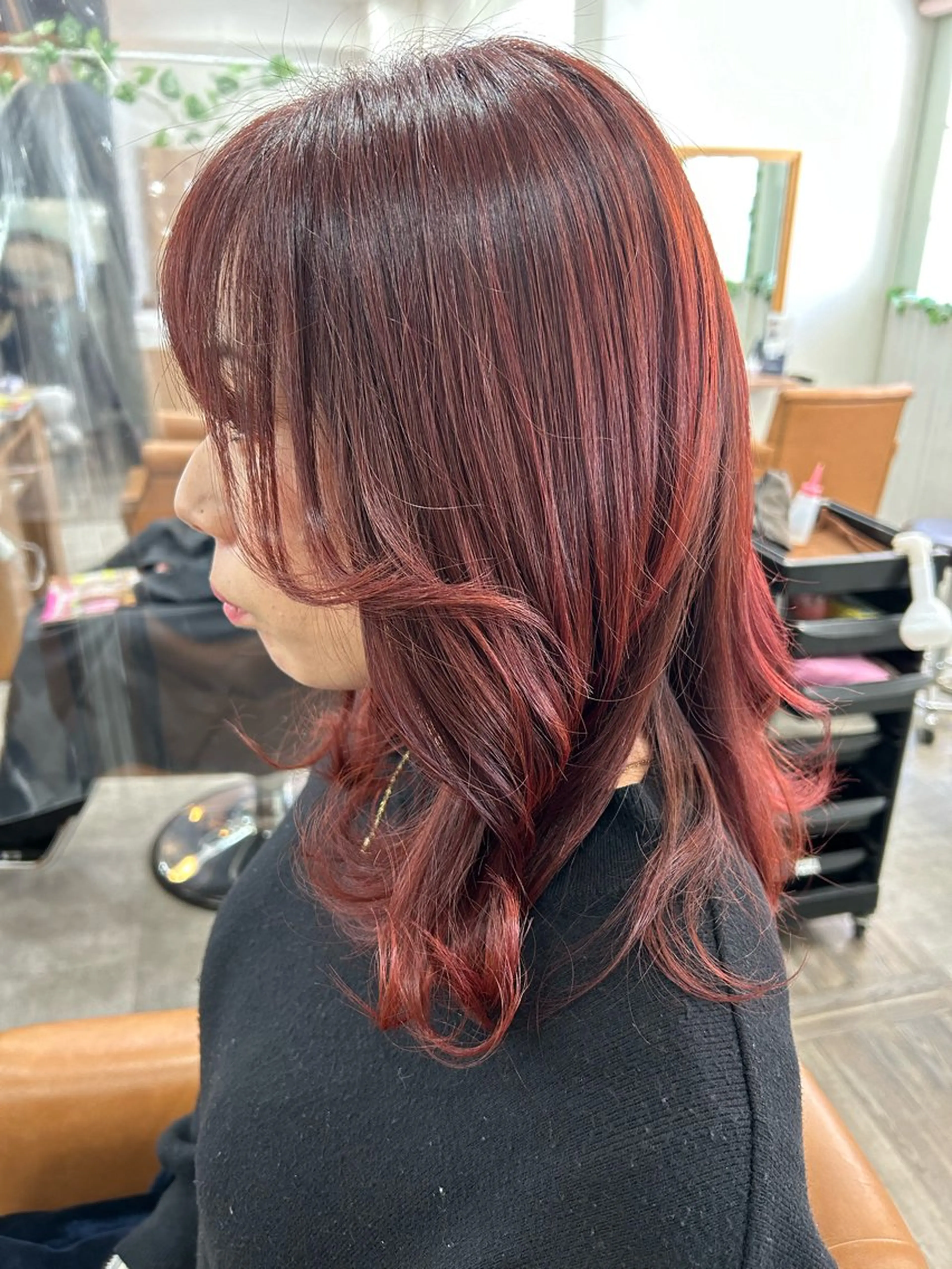 セミロング カラー おおた きょうかのヘアスタイル