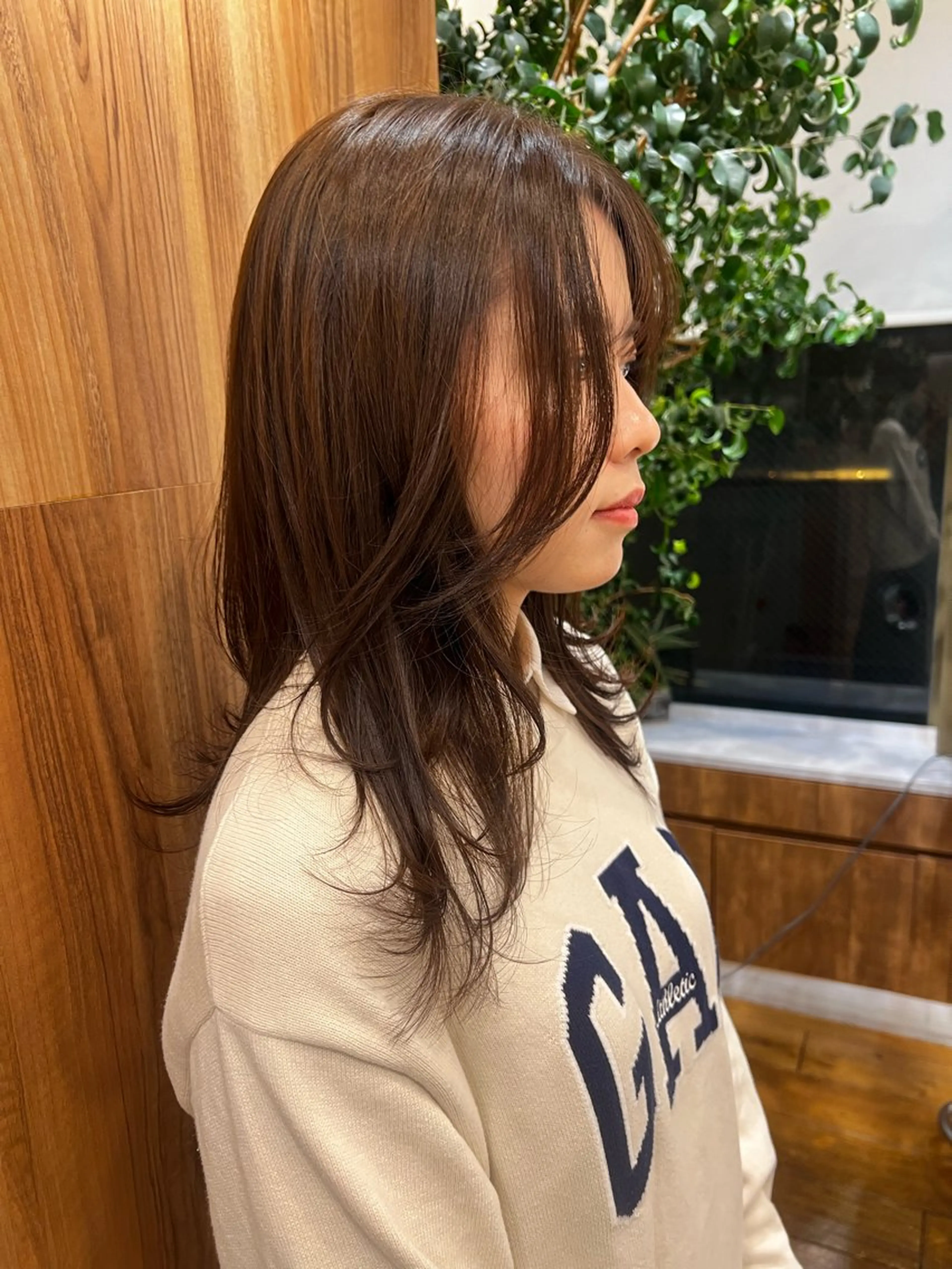 ミディアム カラー ヘアカラー トーンアップ🦢 ユメのヘアスタイル