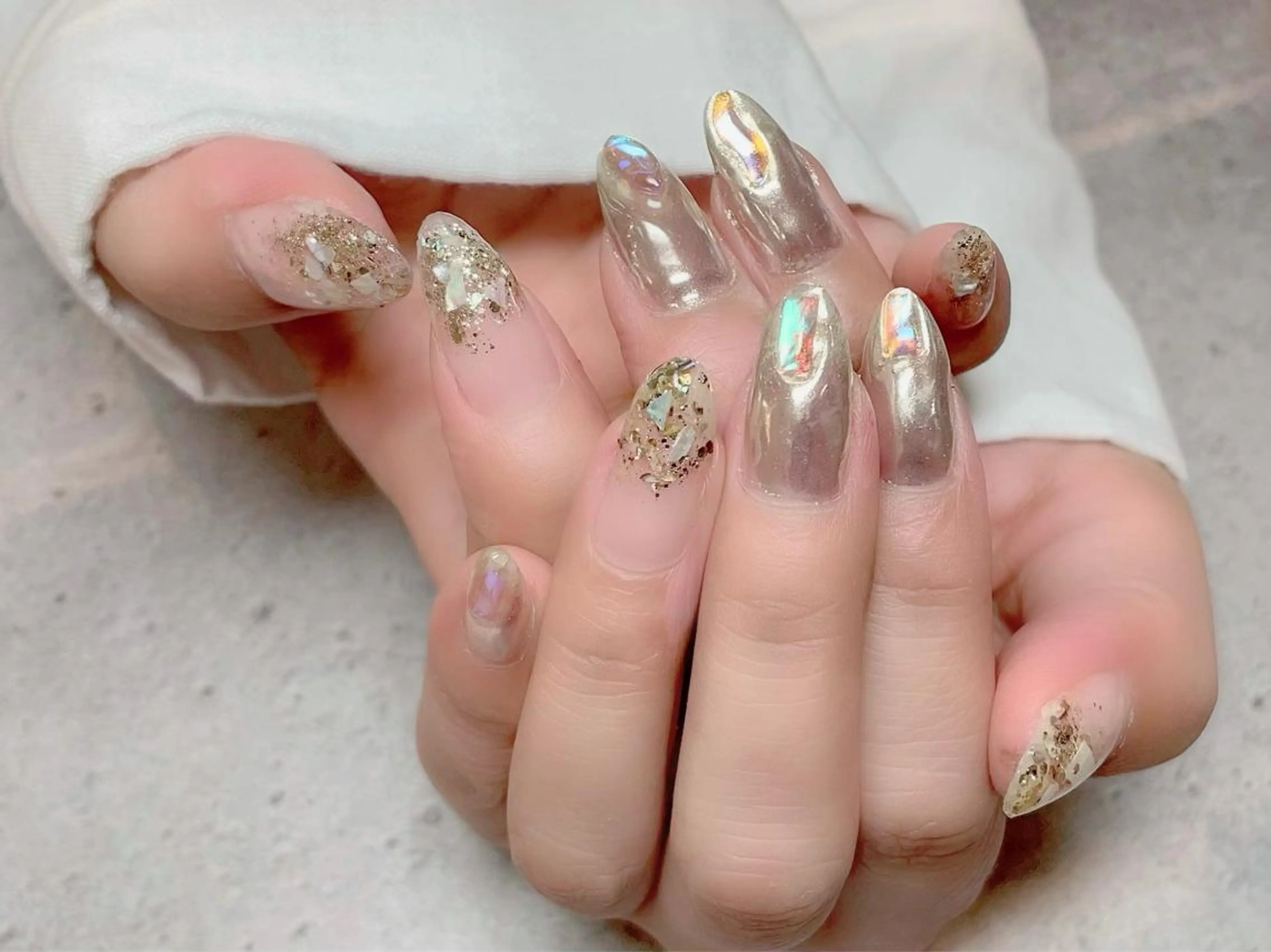 ネイル キラキラネイル ミラーネイル ハンドネイル SINCERELY シンシアリー🌈のネイルデザイン