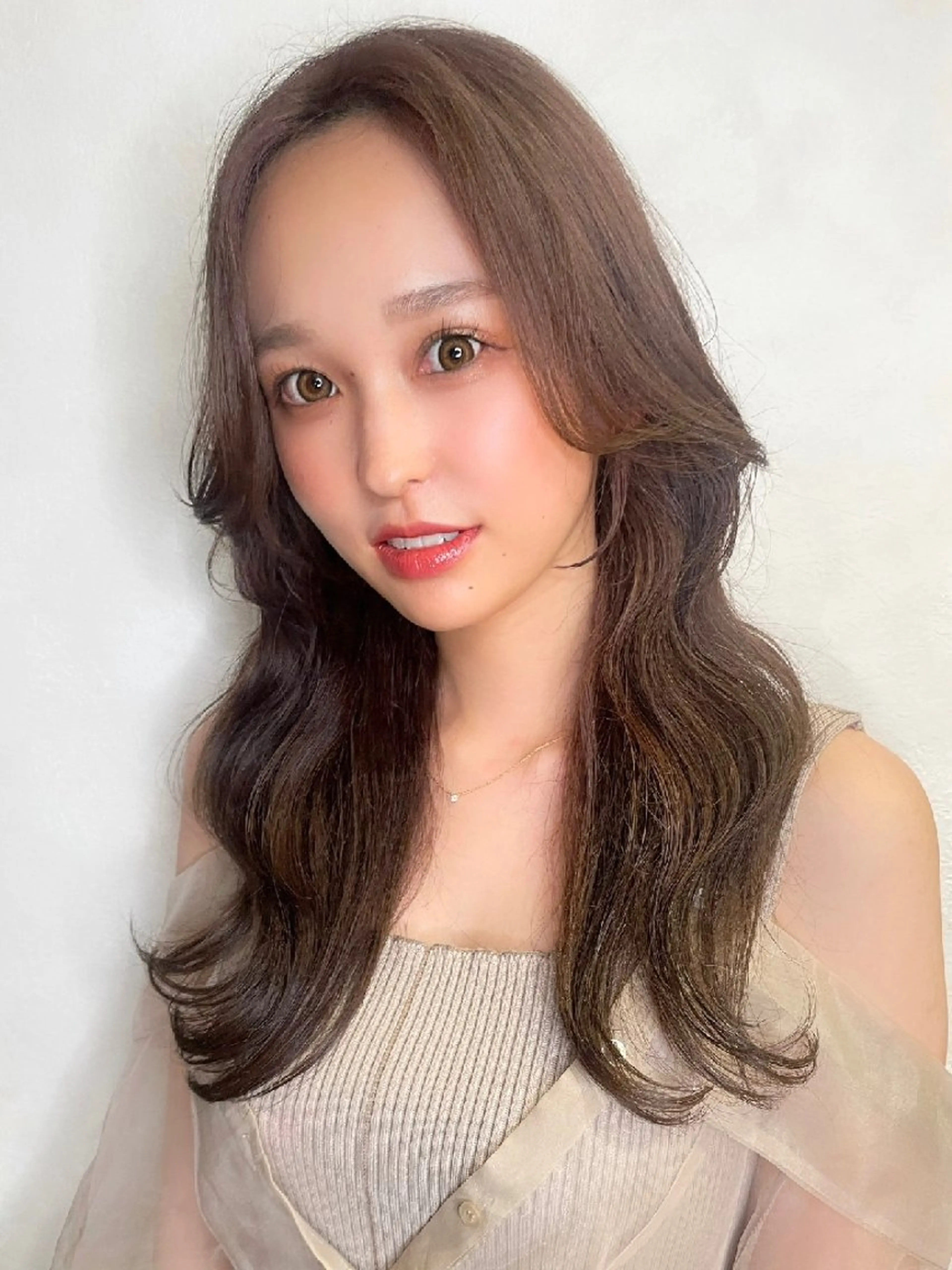 カラー ✨韓国レイヤー/ハッ シュ/✨山下　遥のヘアスタイル