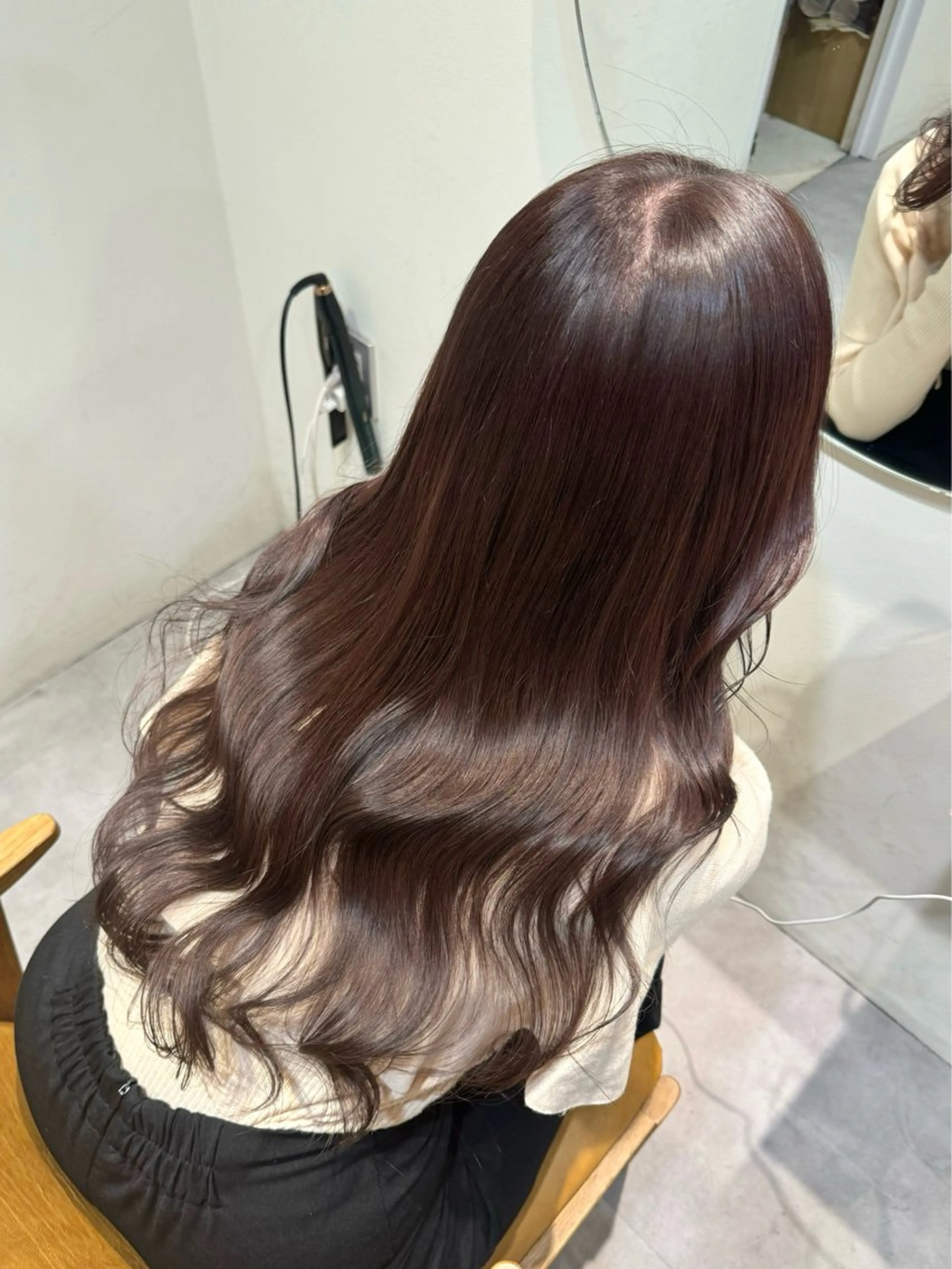 ロング カラー グレージュ ayaka♡ 柔らかカラーのヘアスタイル