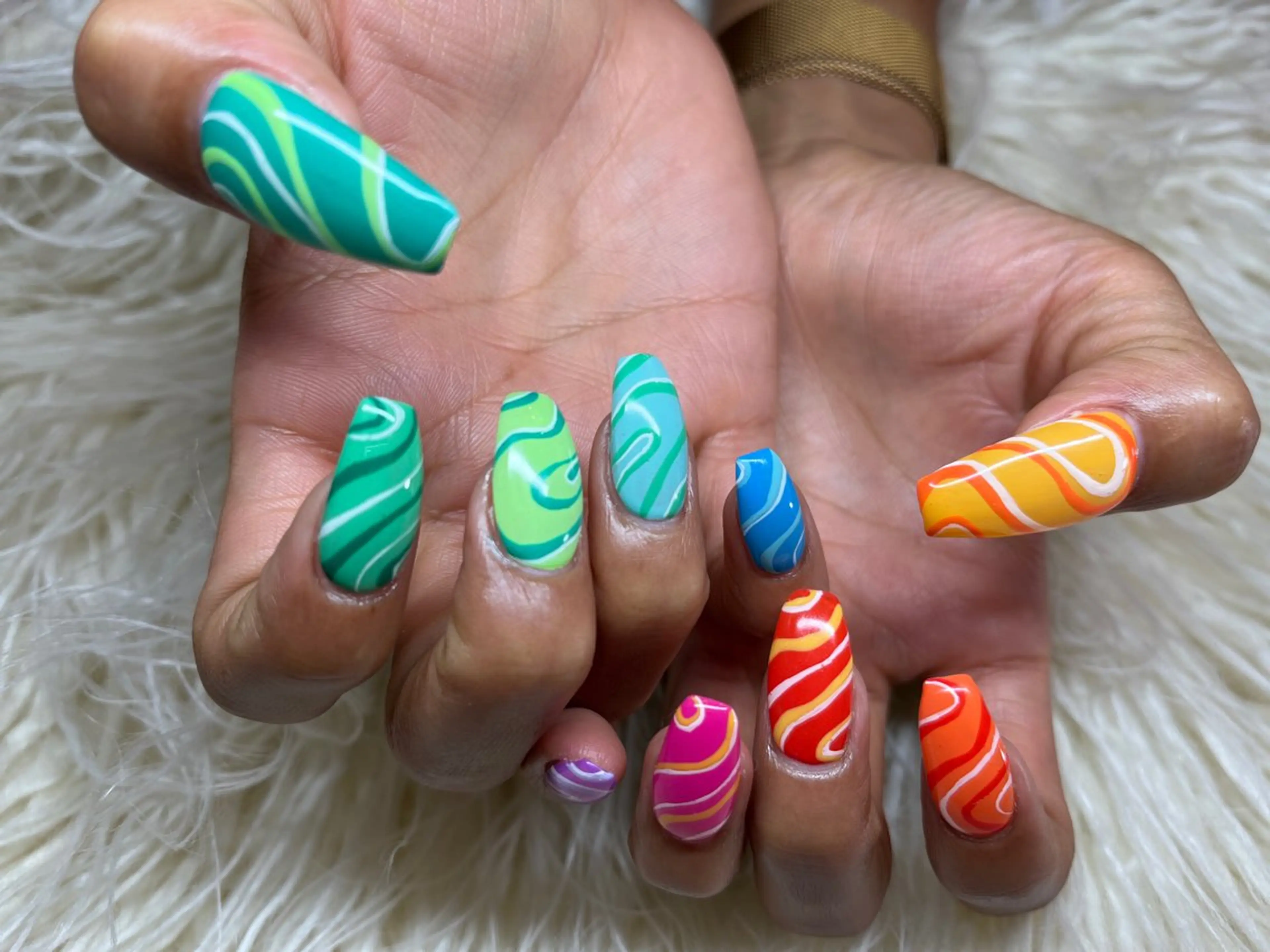 ネイル ハンドネイル フットネイル Nail salon LuaRのネイルデザイン