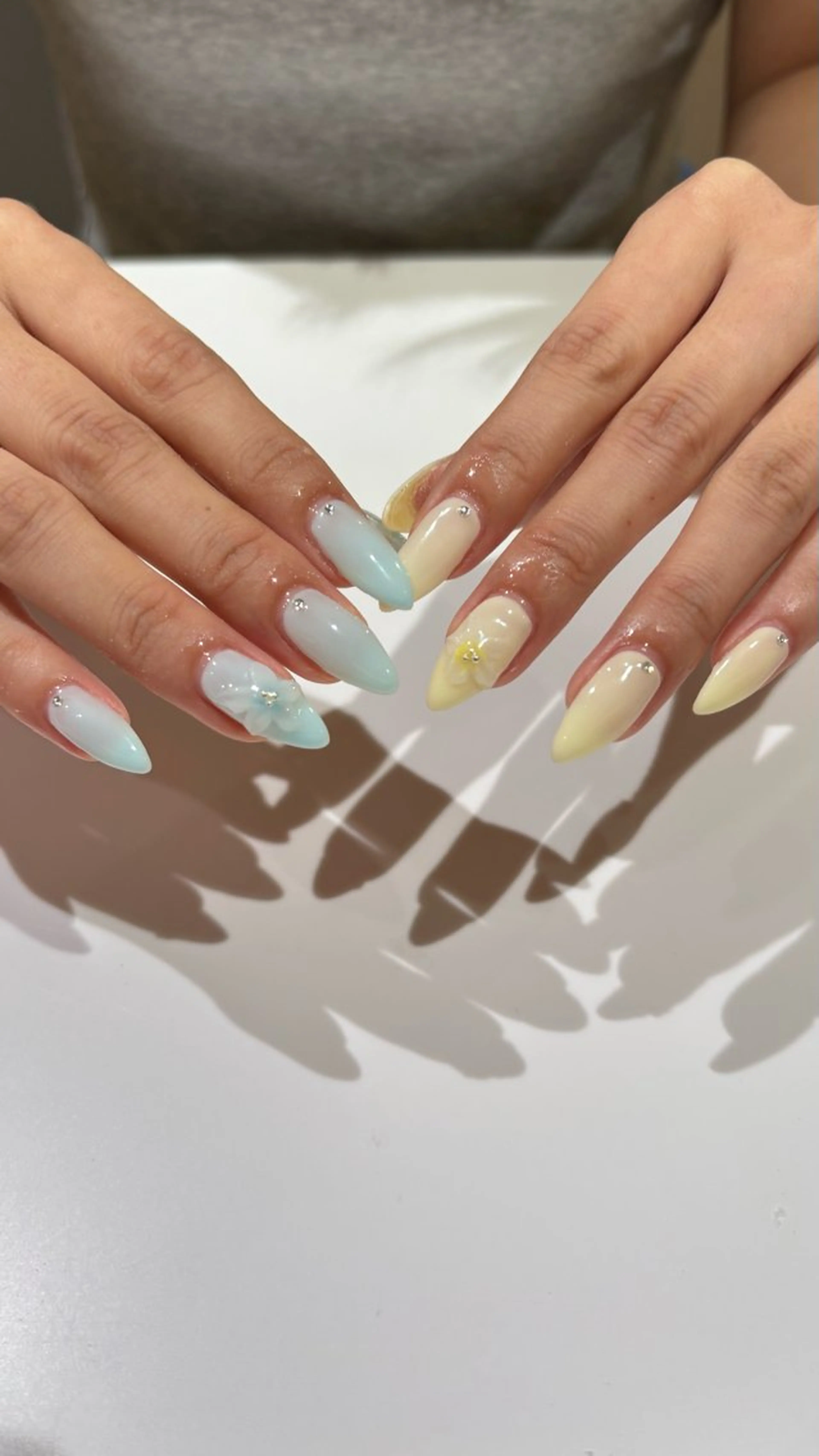 ネイル ハンドネイル 🤍 YUI 🤍のネイルデザイン