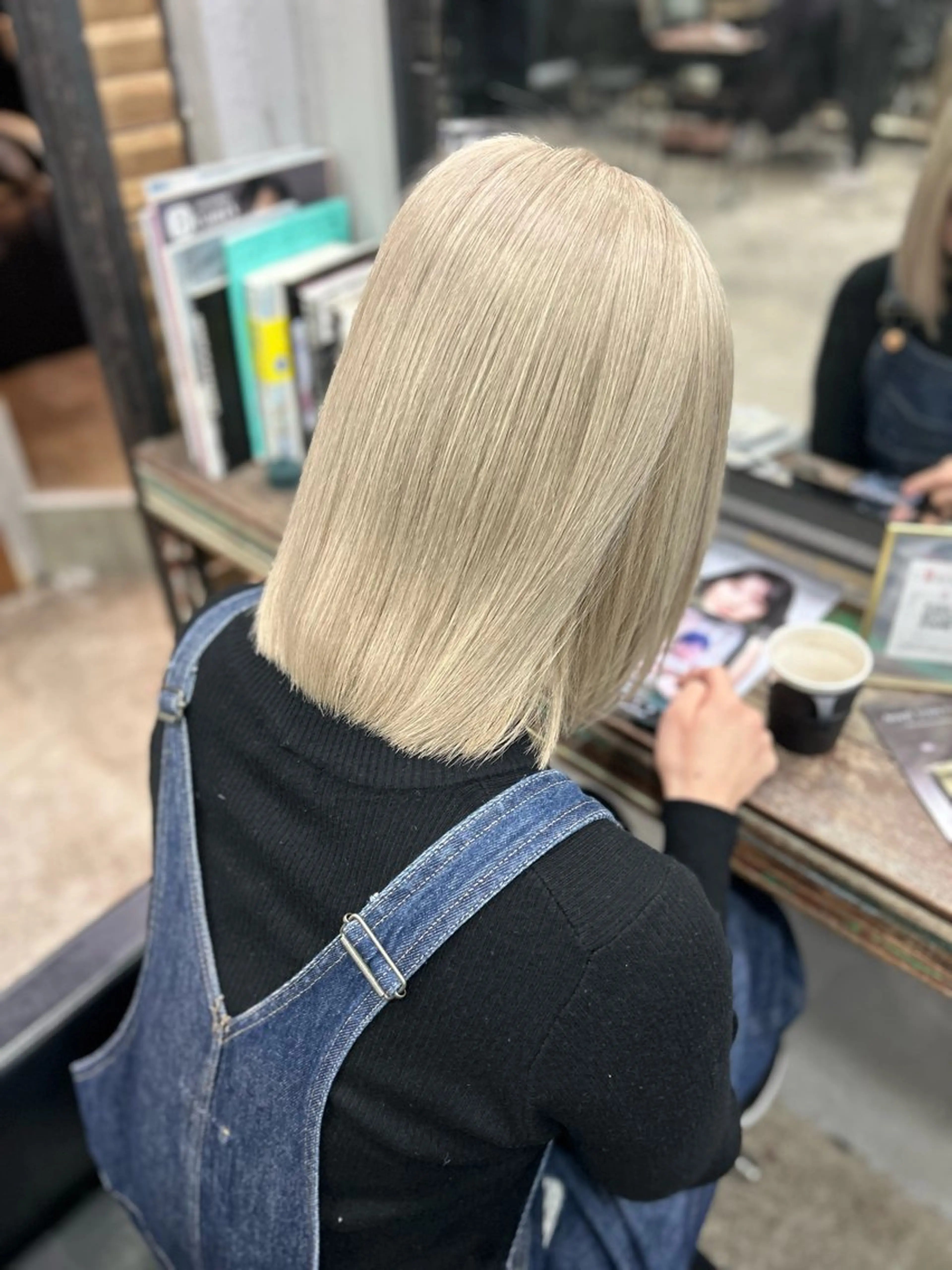 ミディアム カラー SITY.天神大名【シティ】所属・🦋mamiya🦋 カットモデル募集のヘアスタイル