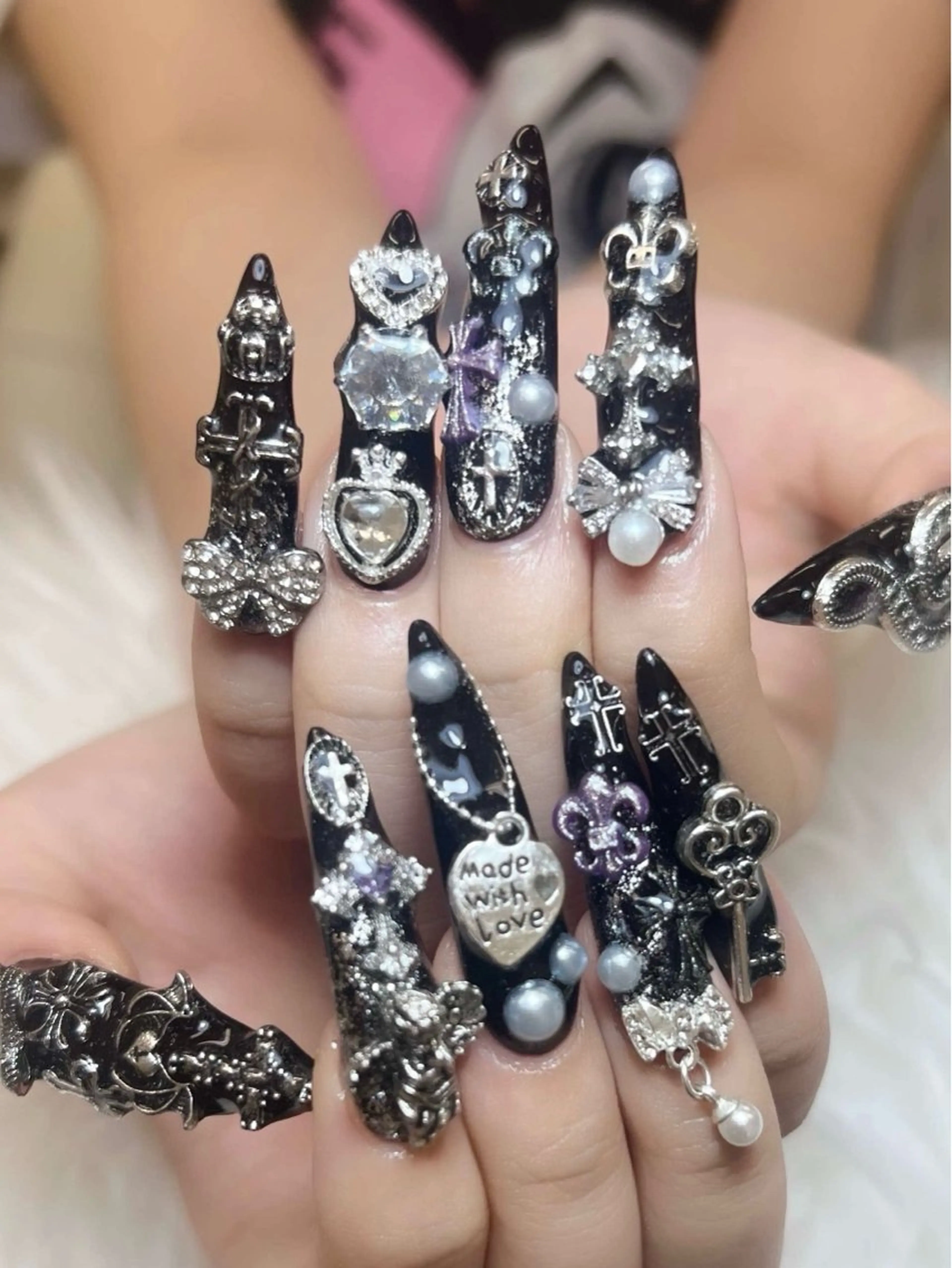 ネイル アートネイル オーロラネイル チークネイル 長さ出し フットネイル ハンドネイル Anh 高田馬場のネイルデザイン