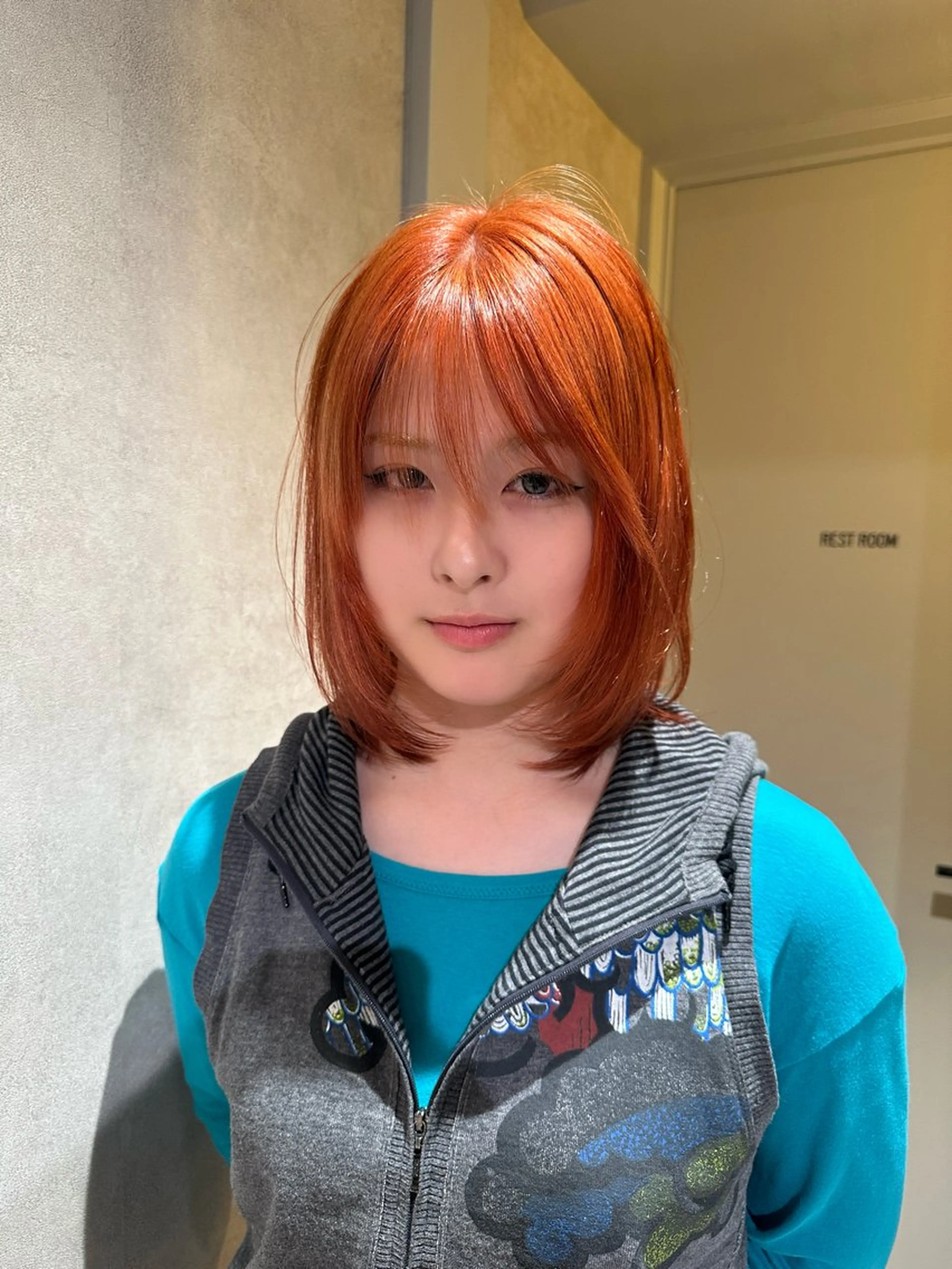 カラー ヘアカラー ハイトーン🫀 デザイン🪐yumeのヘアスタイル