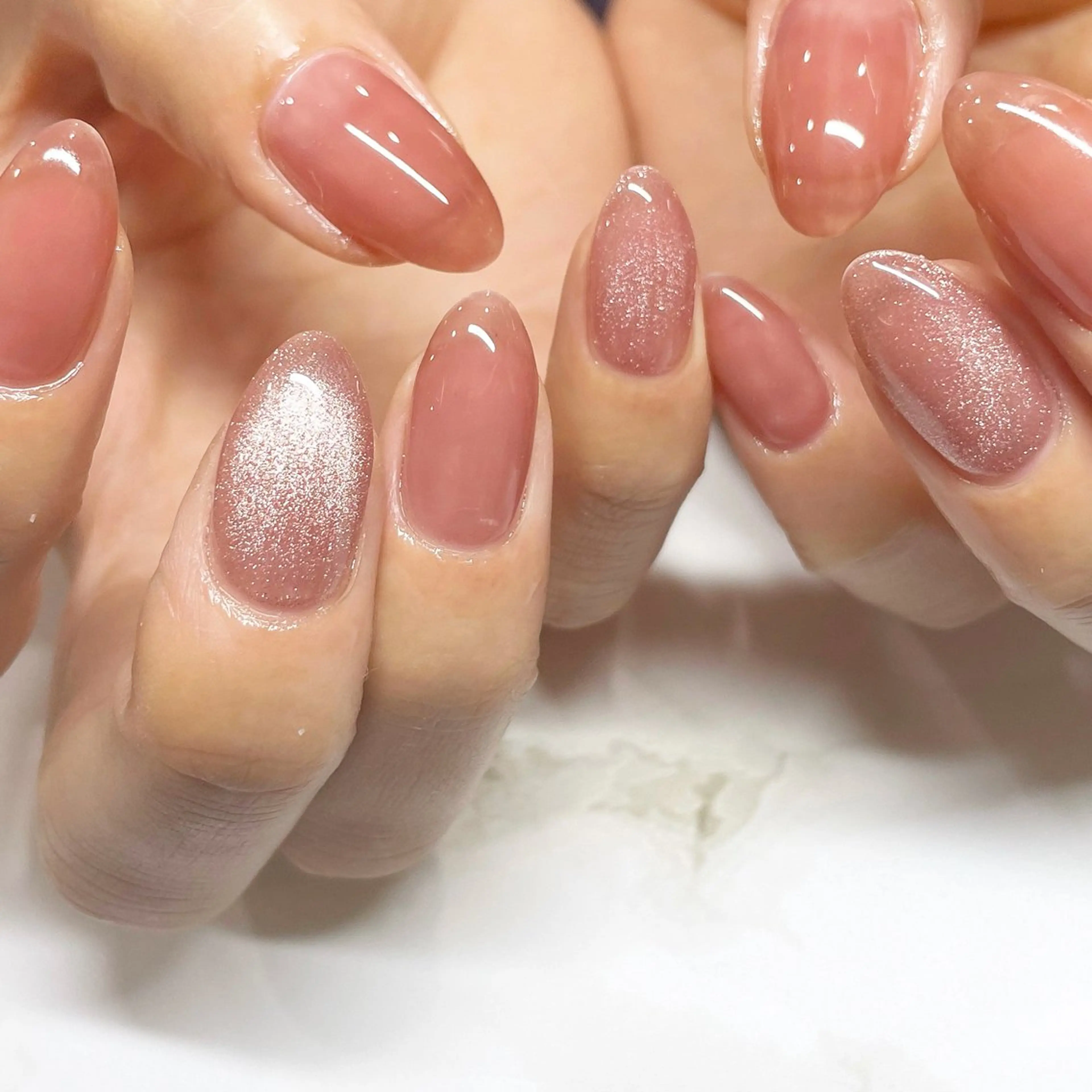 ネイル マグネットネイル ワンカラーネイル パラジェルサロン 大人女性が通うサロンのネイルデザイン